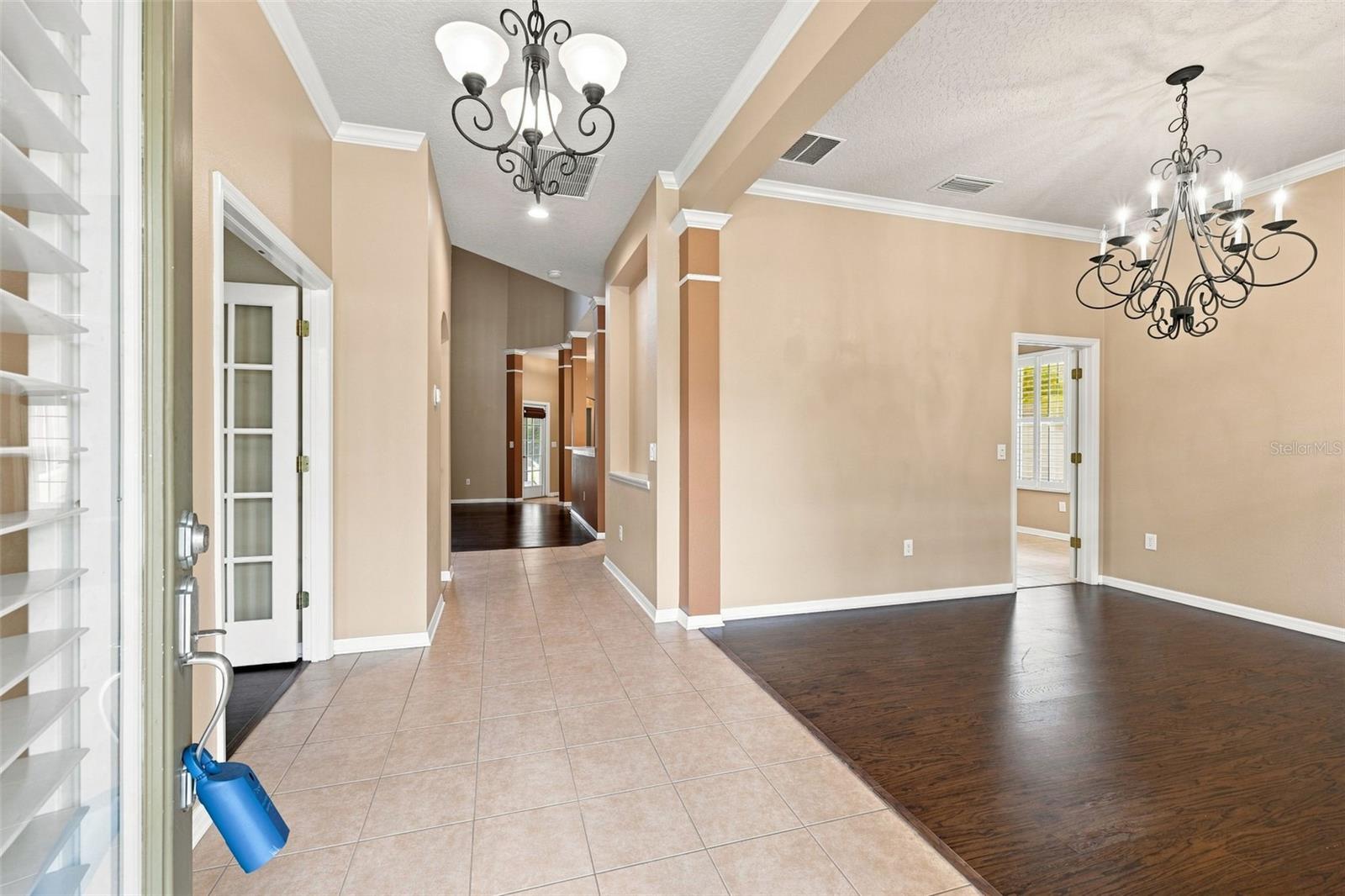 6104 PARKSET DR — photo 5