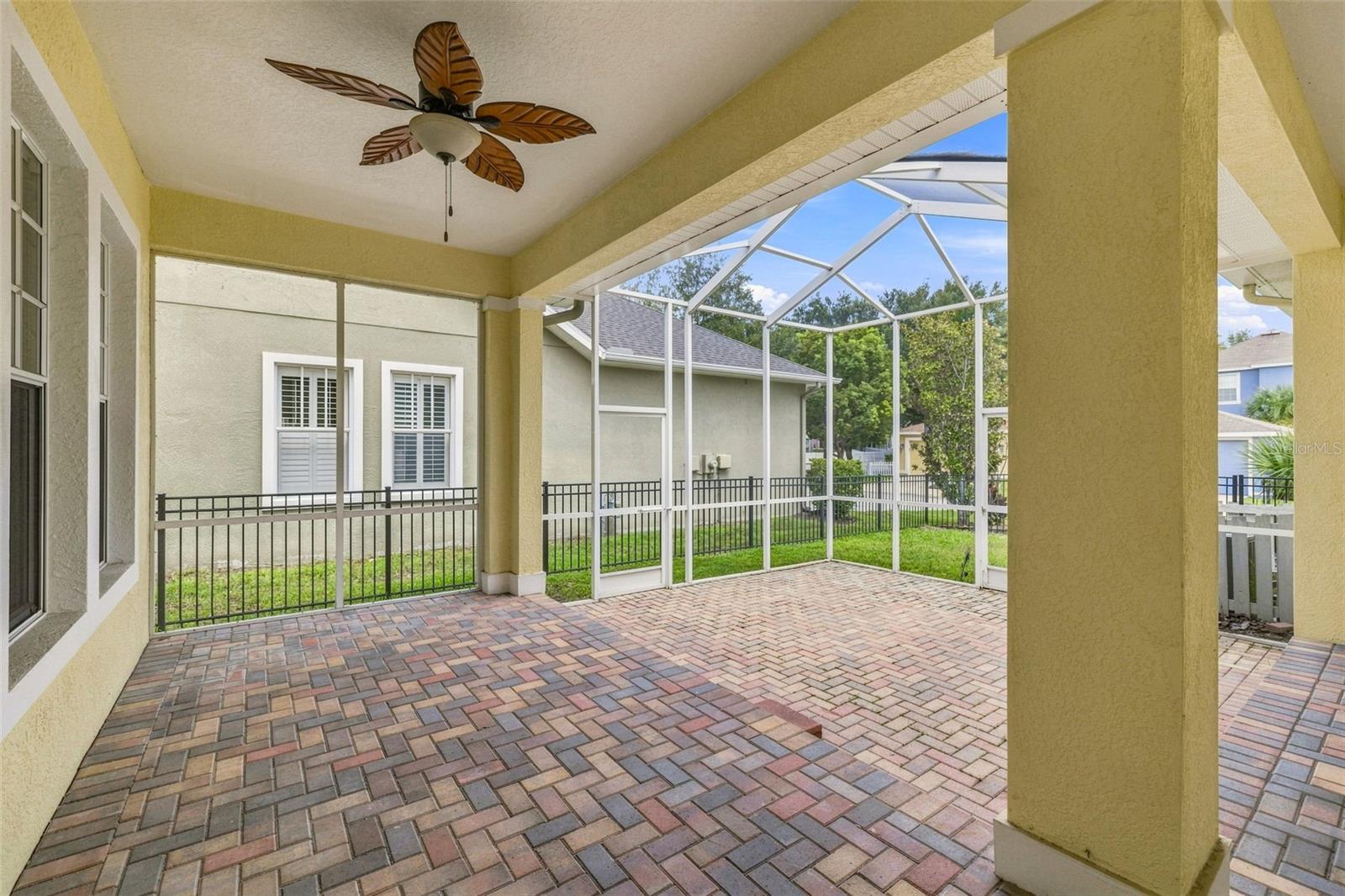 6104 PARKSET DR — photo 40