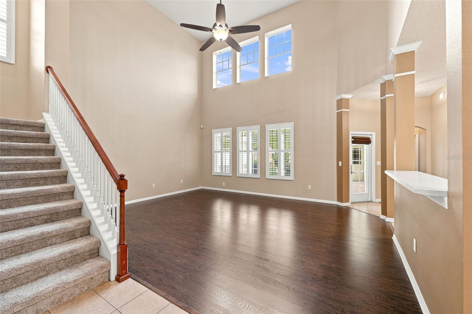 6104 PARKSET DR — photo 10