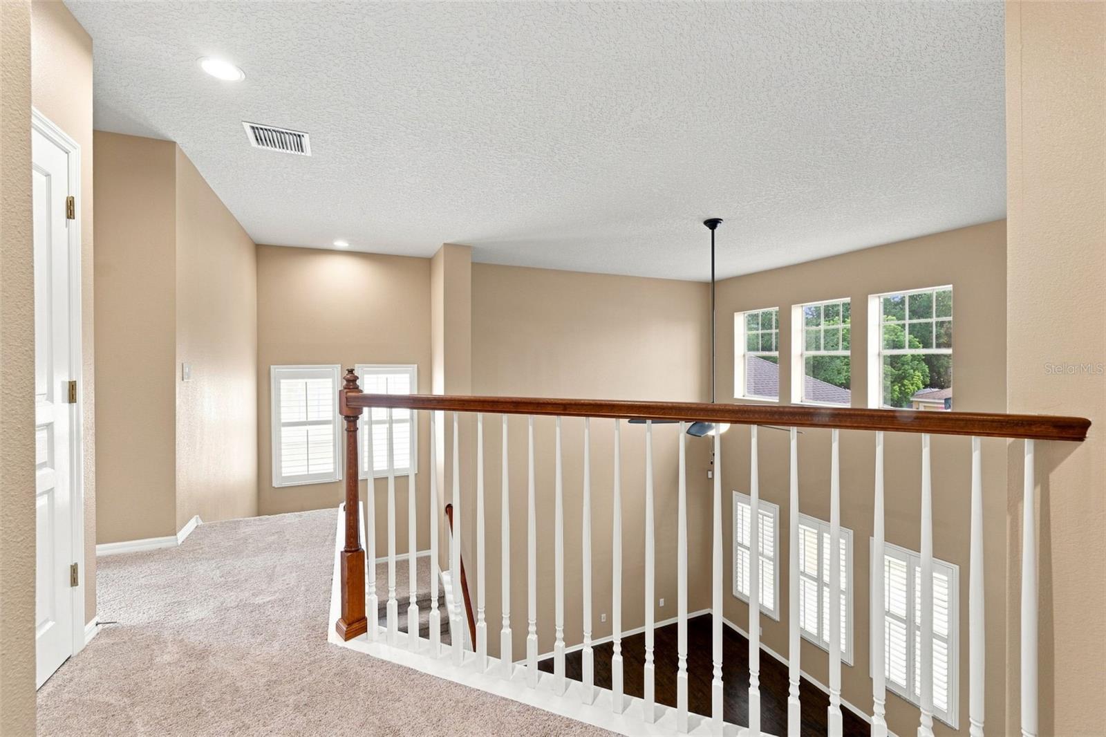 6104 PARKSET DR — photo 30