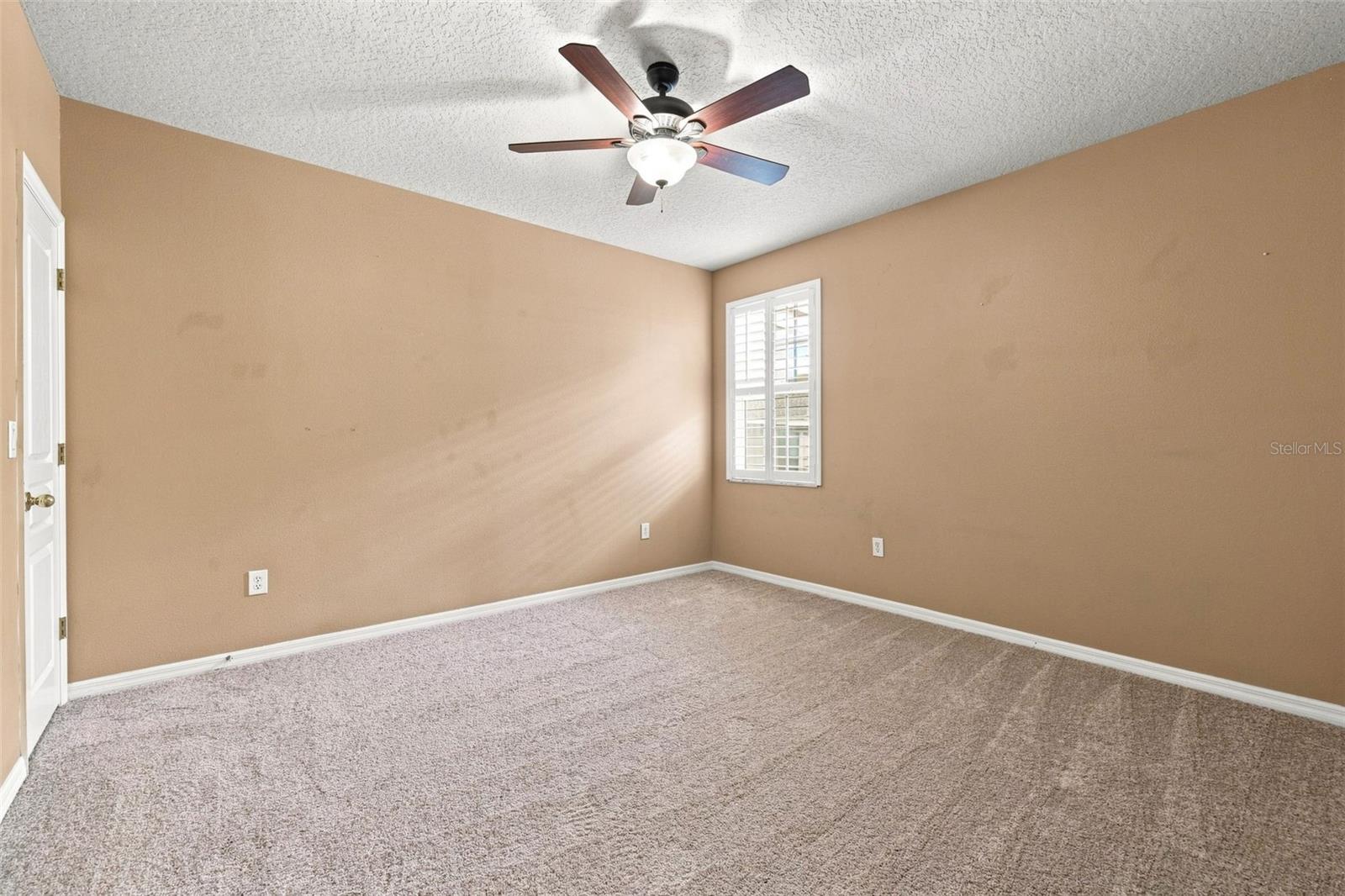 6104 PARKSET DR — photo 33