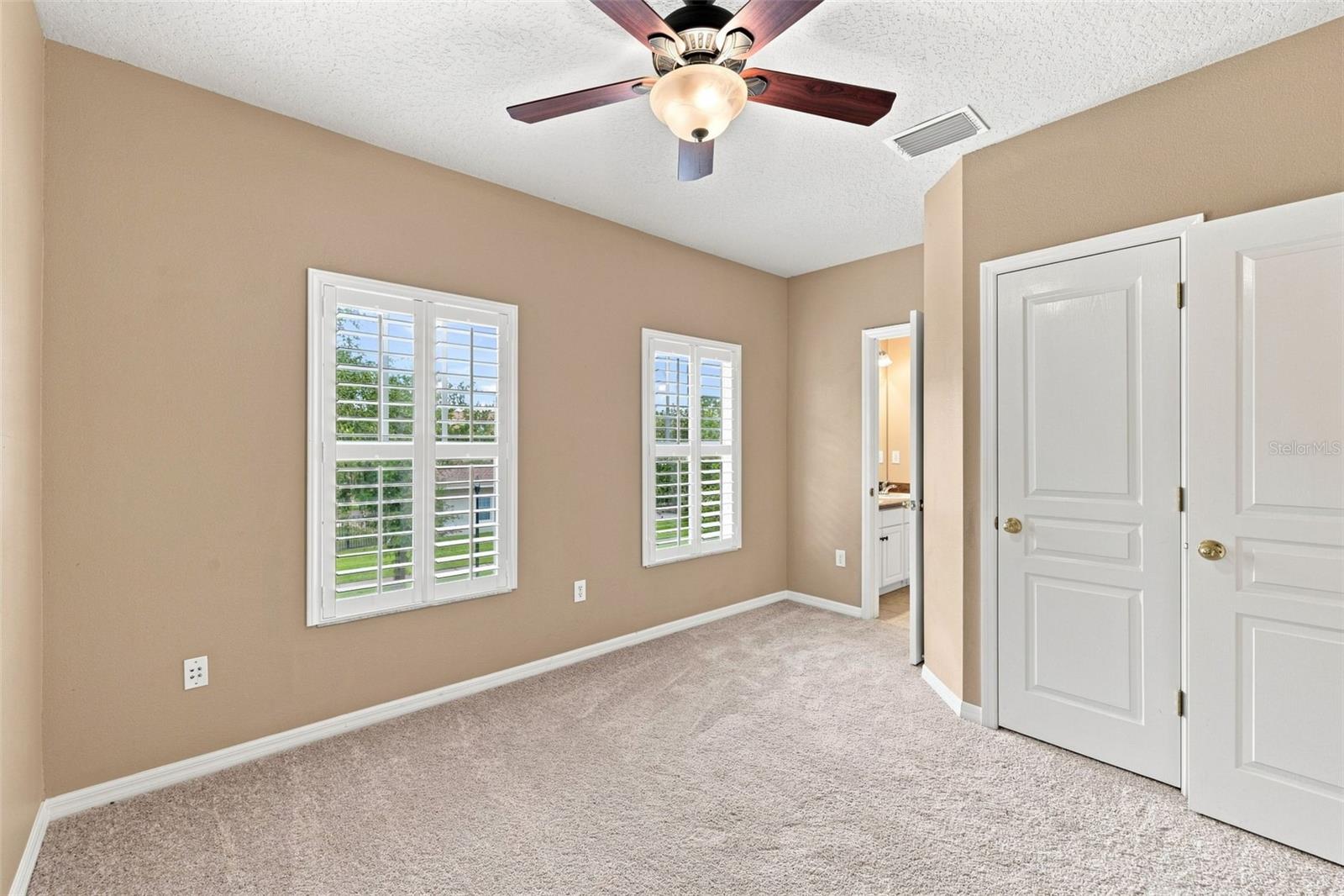 6104 PARKSET DR — photo 35
