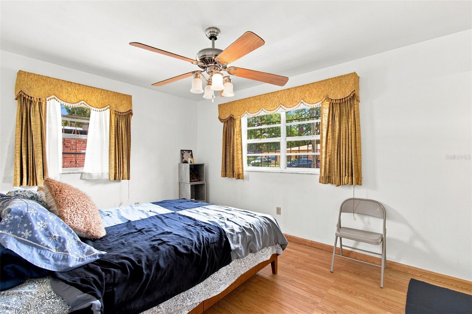 3412 E FERN ST — photo 13