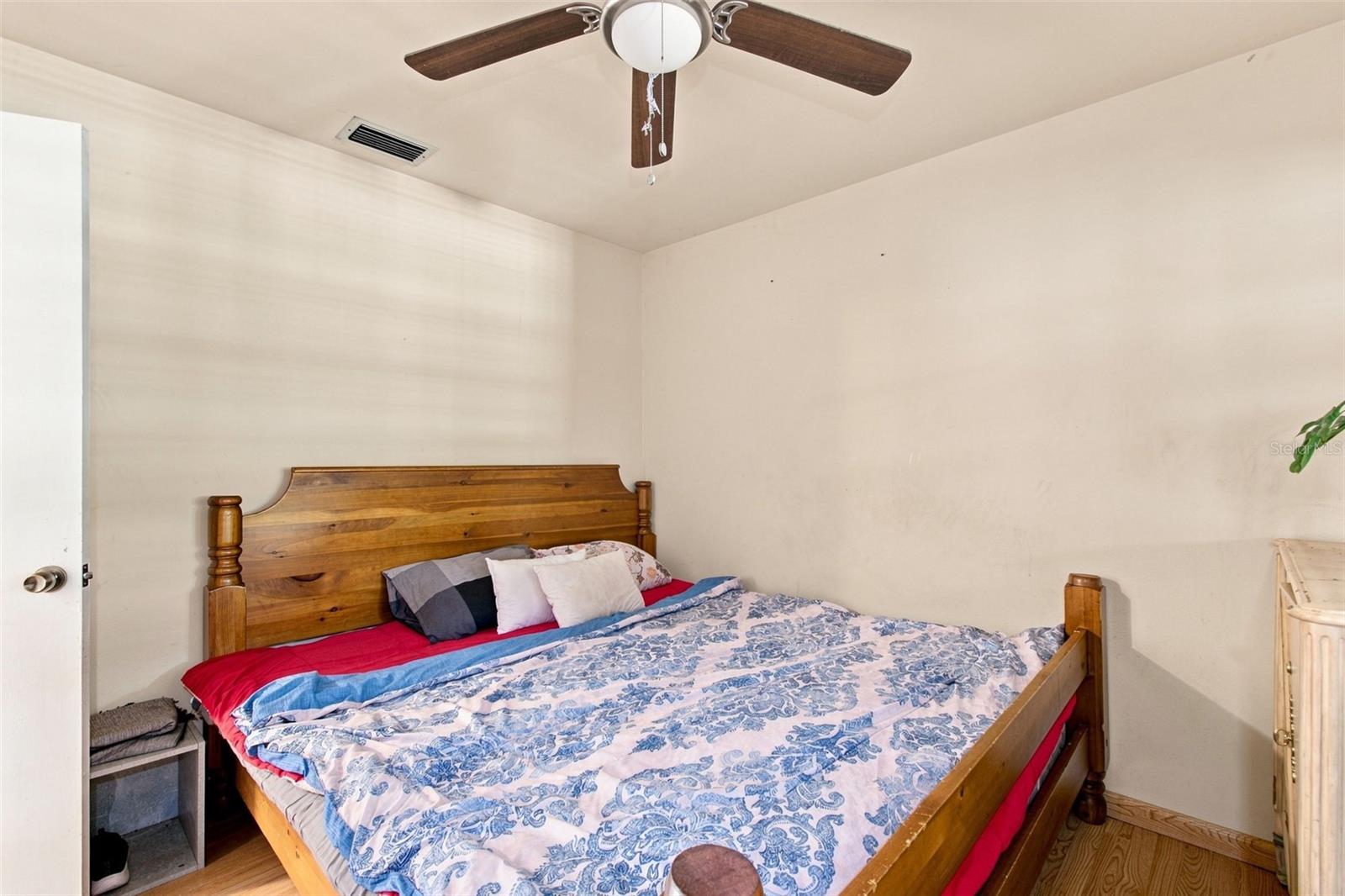 3412 E FERN ST — photo 28