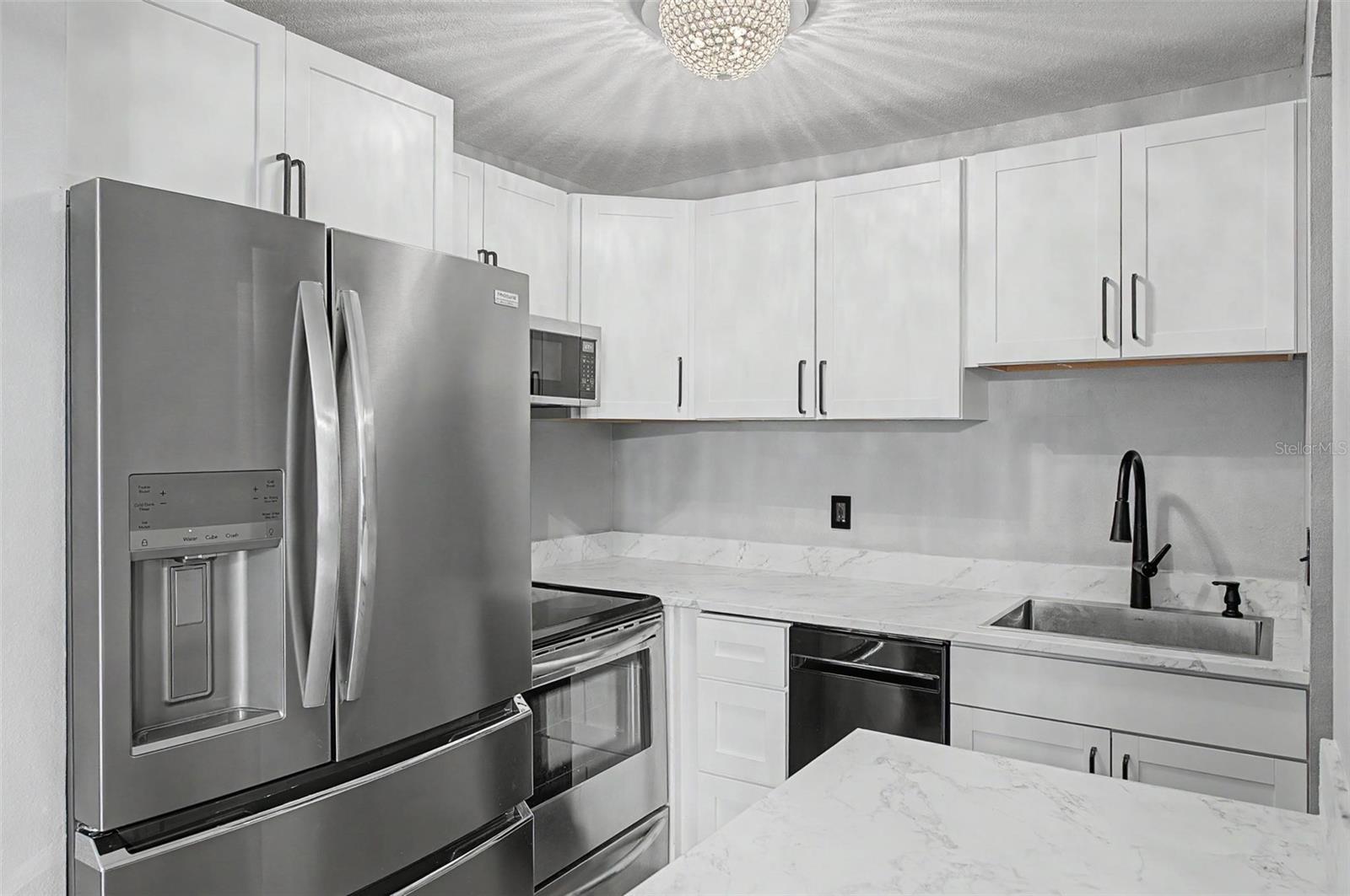 11923 DIETZ DR #8 — photo 9