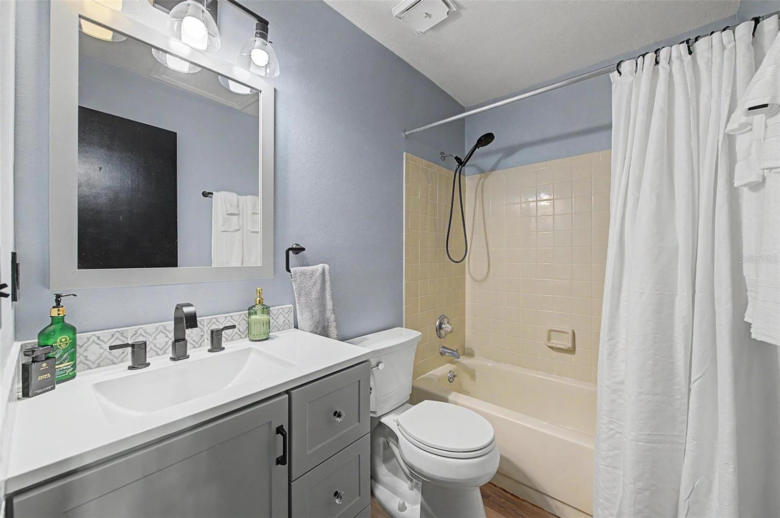 11923 DIETZ DR #8 — photo 34