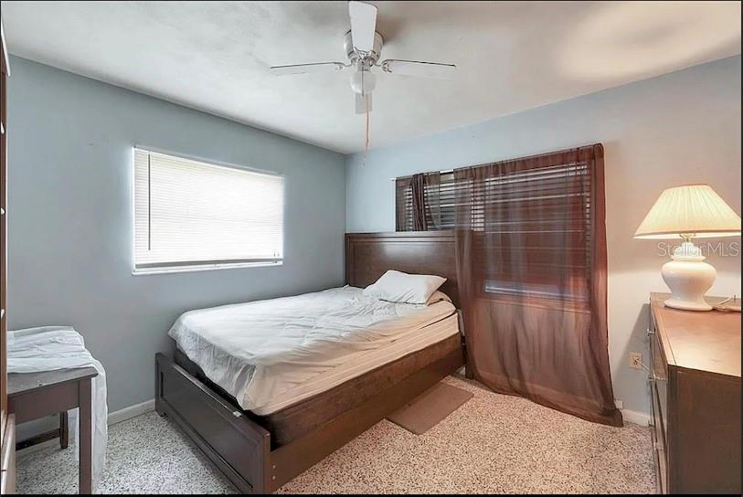 2695 S EAST AVE — photo 21