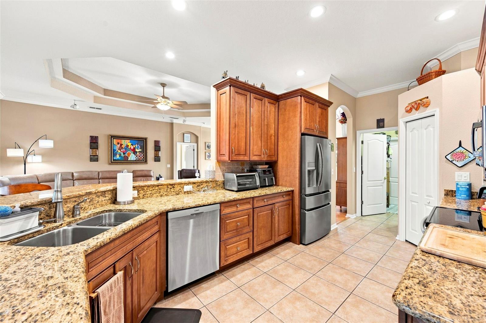 10531 MIRACLE LN — photo 18