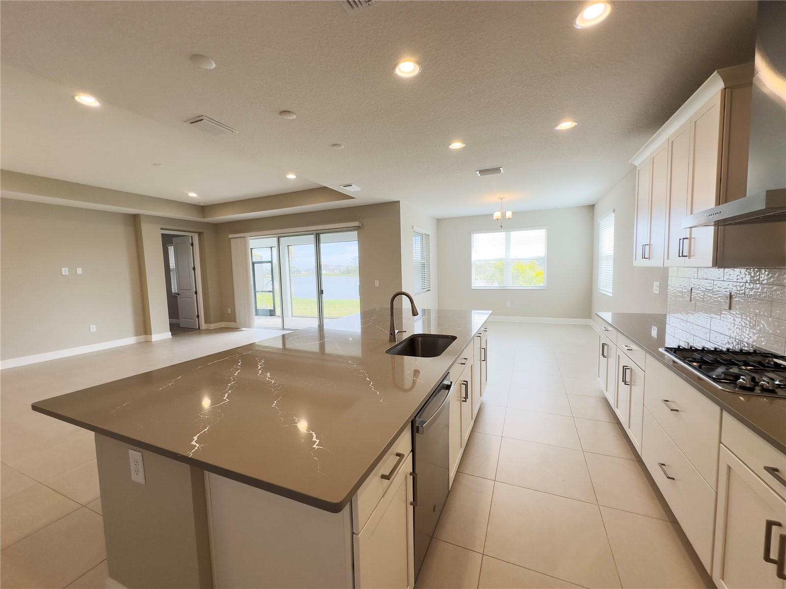 17675 SAVORY MIST CIR — photo 9
