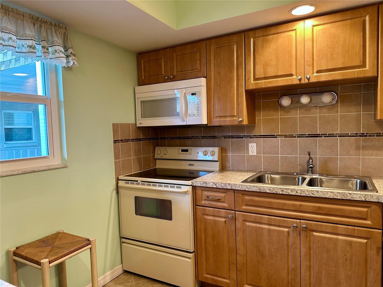 1330 GLEN OAKS DR E #370D — photo 6
