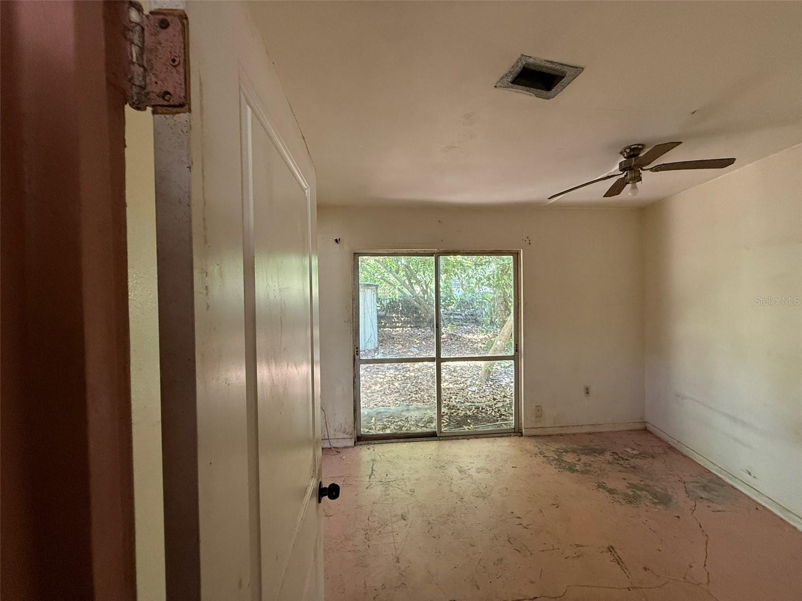 816 17TH CT E — photo 8