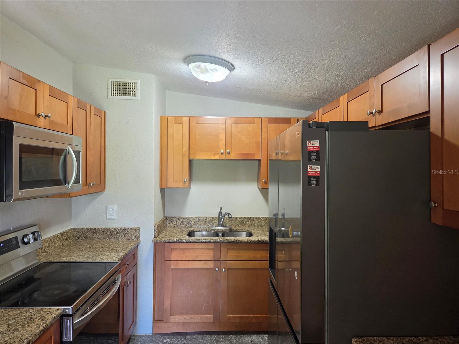 916 E 123RD AVE — photo 3