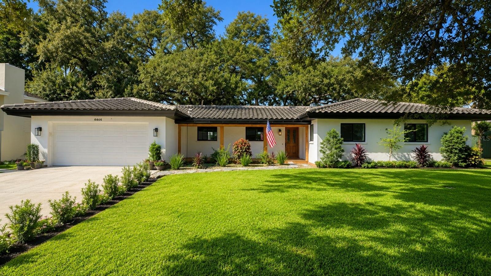 2218 HENNESEN DR — photo 2