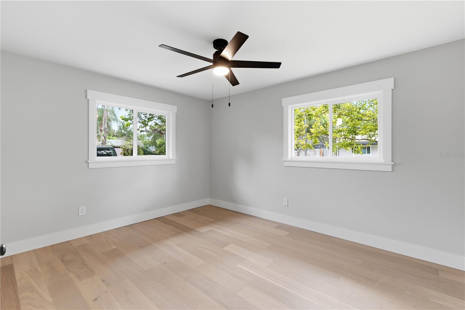 2218 HENNESEN DR — photo 19