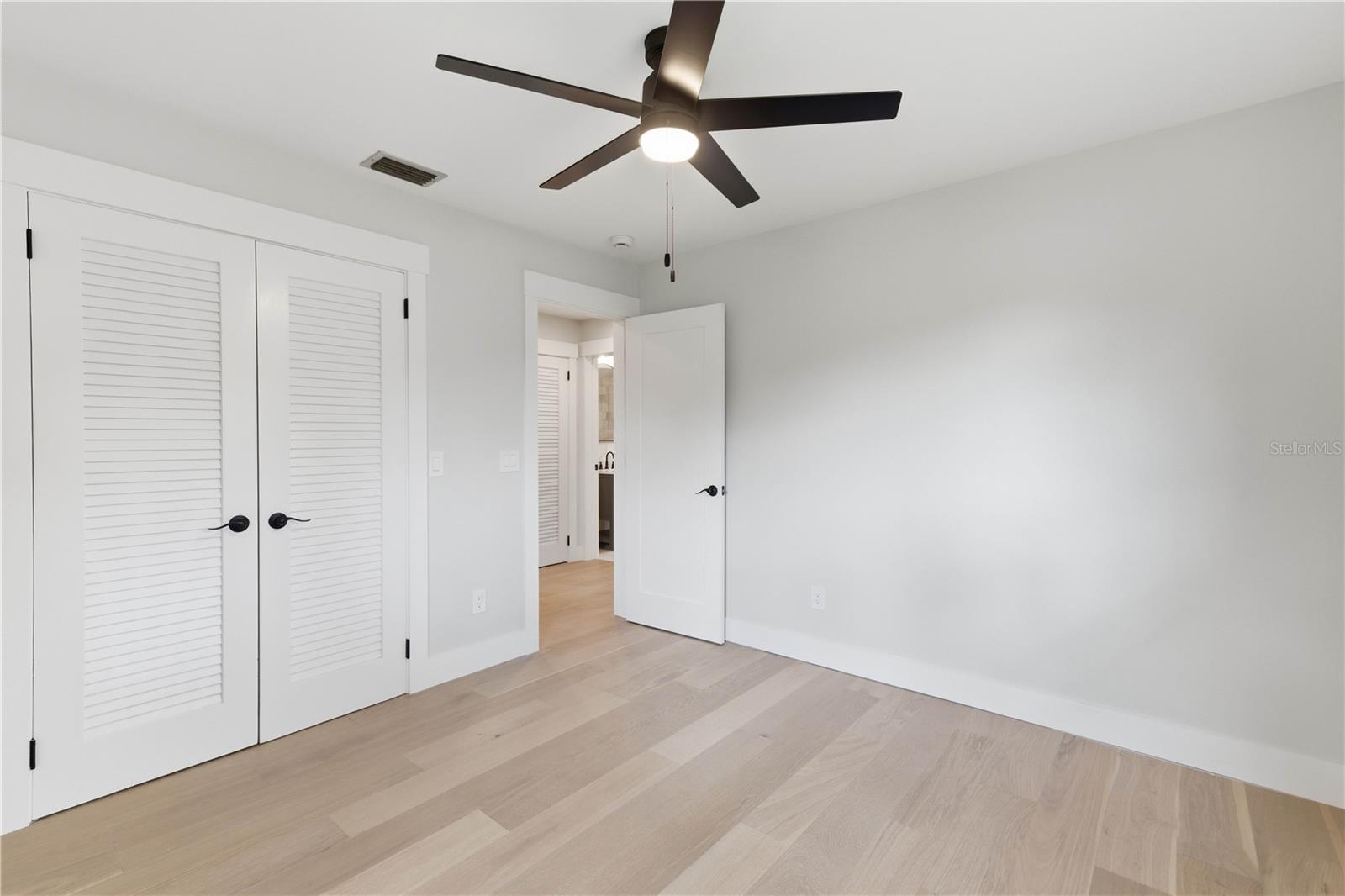 2218 HENNESEN DR — photo 21