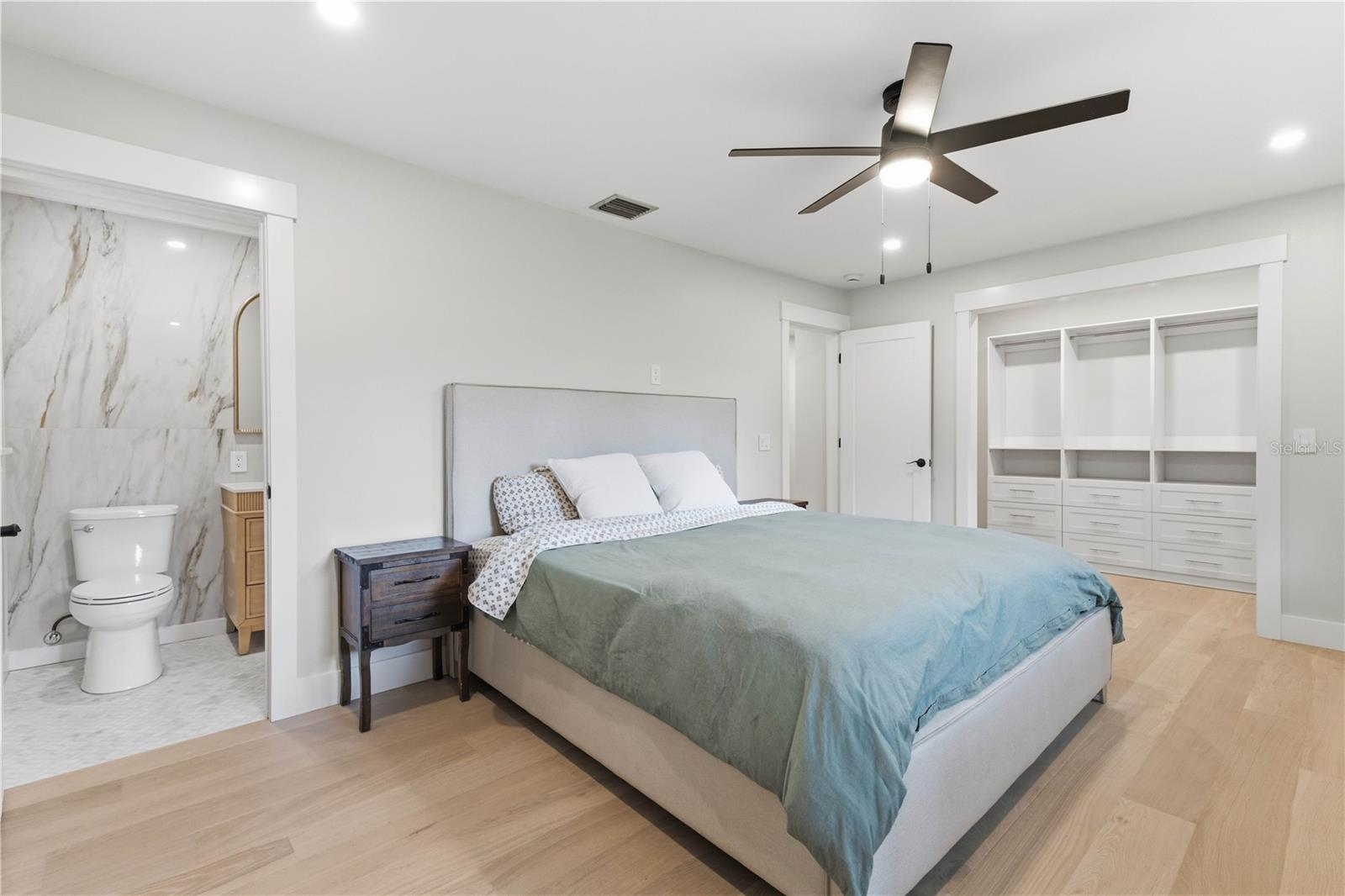 2218 HENNESEN DR — photo 13