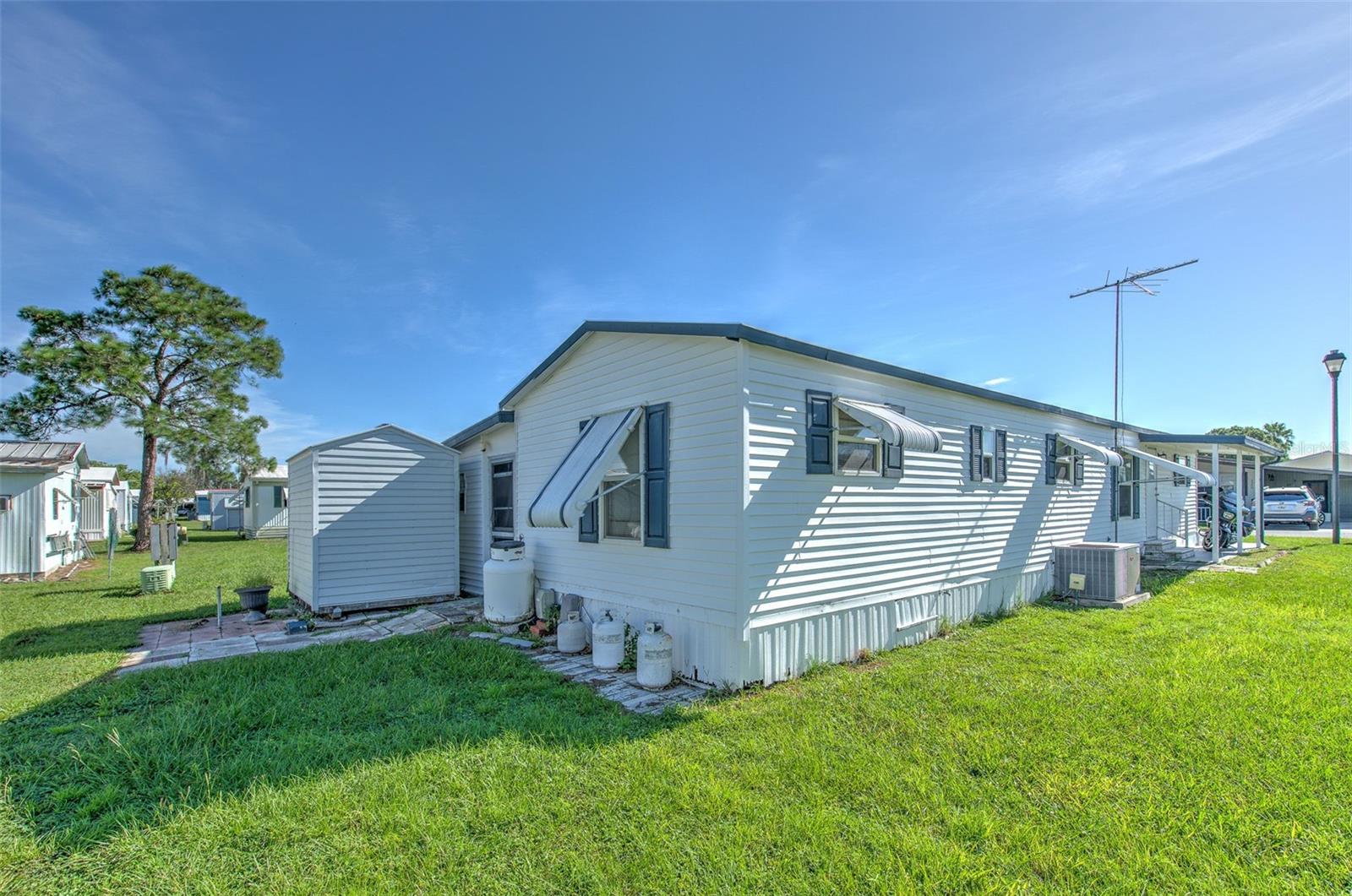 5309 MONTEGO DR — photo 6