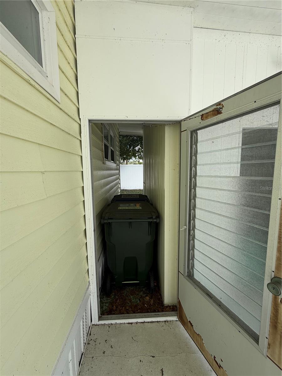 9900 ULMERTON RD #49 — photo 25
