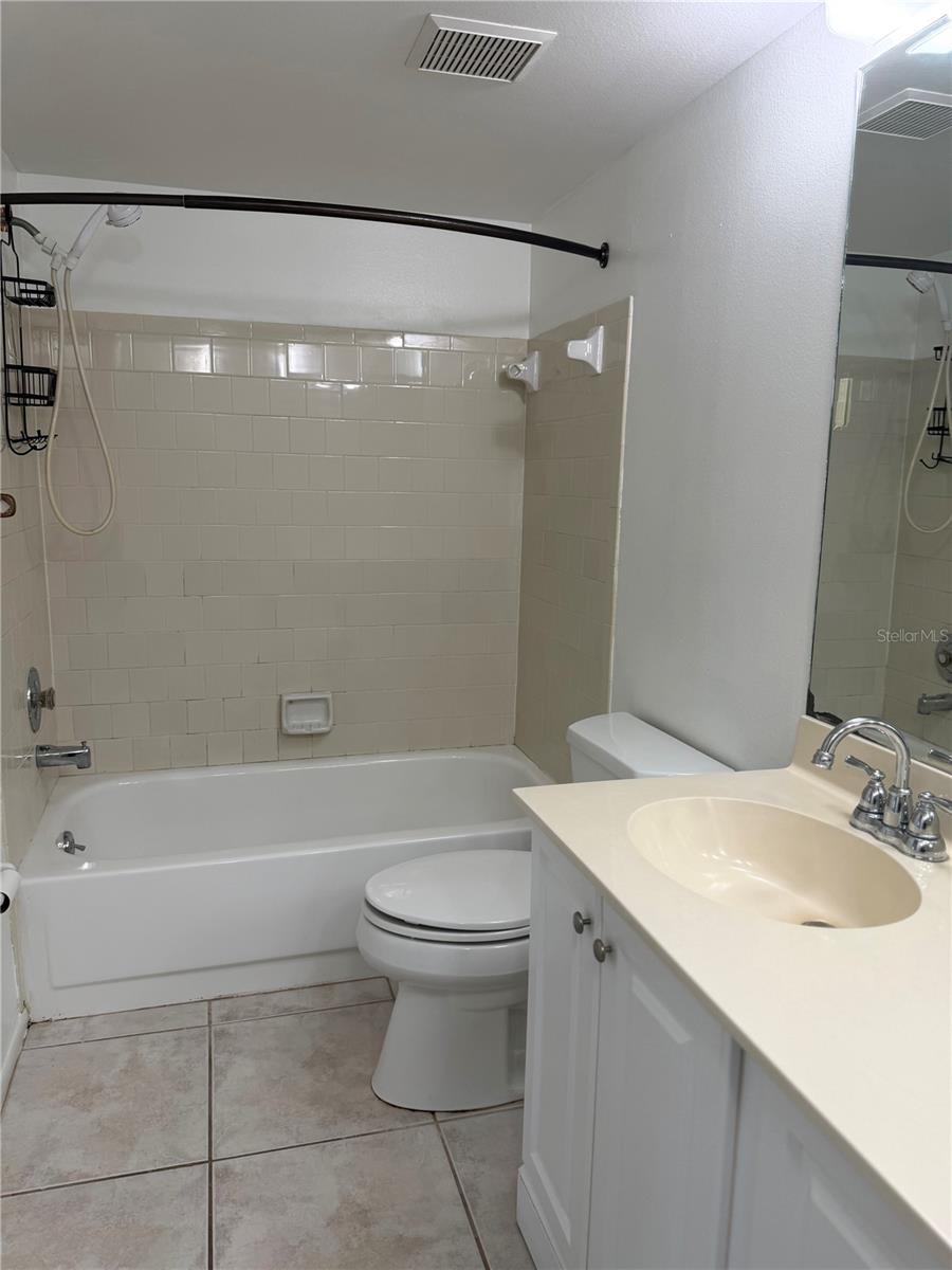 7750 EAGLE CREEK DR #7750 — photo 11