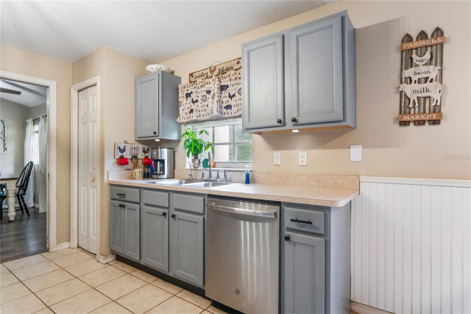 10447 GRANNING LN — photo 40