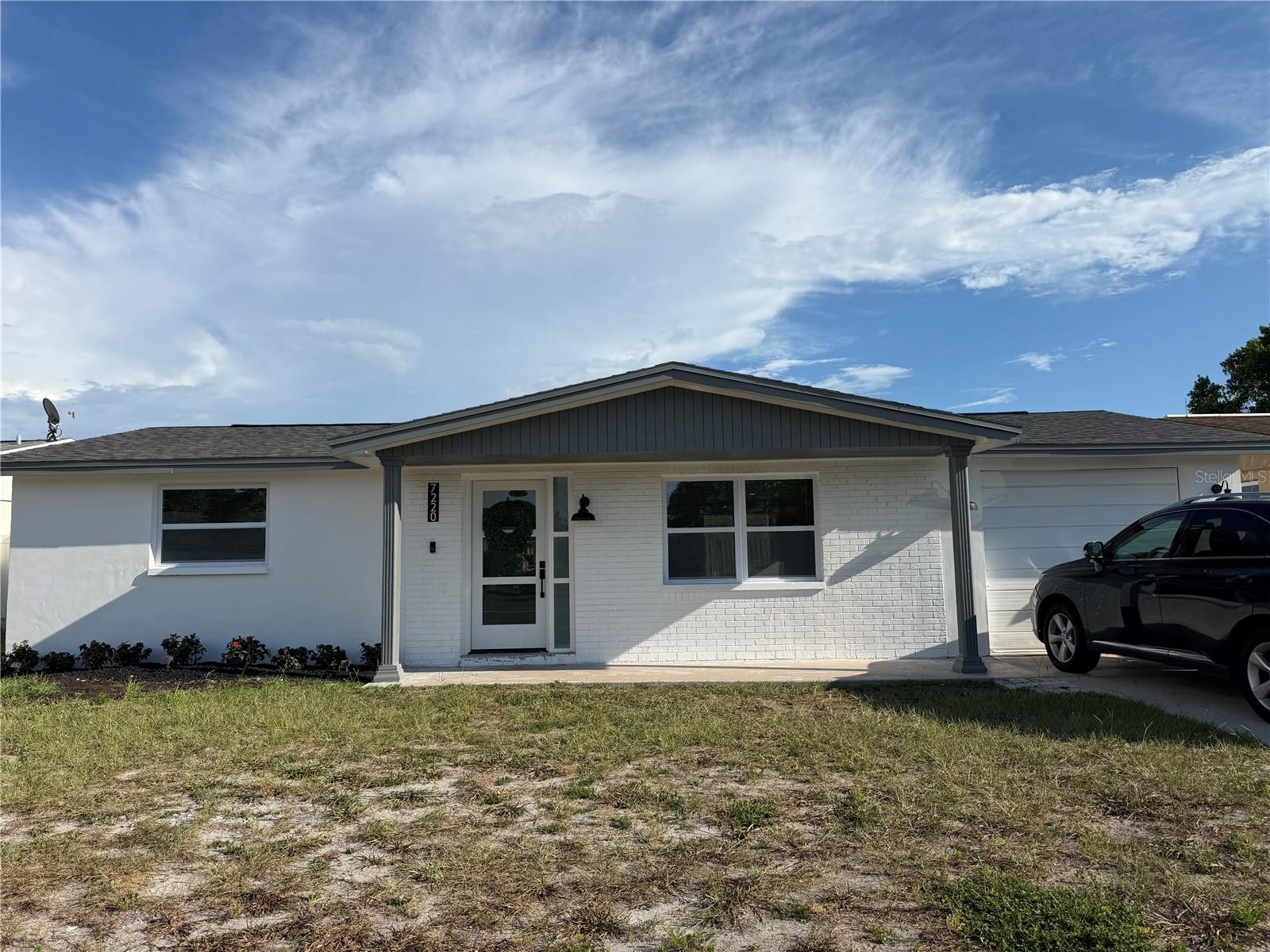 7220 FOX HOLLOW DR — photo 12