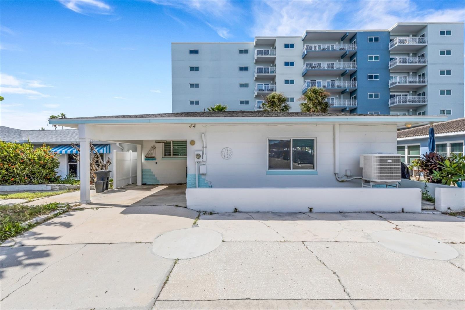 18317 SUNSET BLVD — photo 45