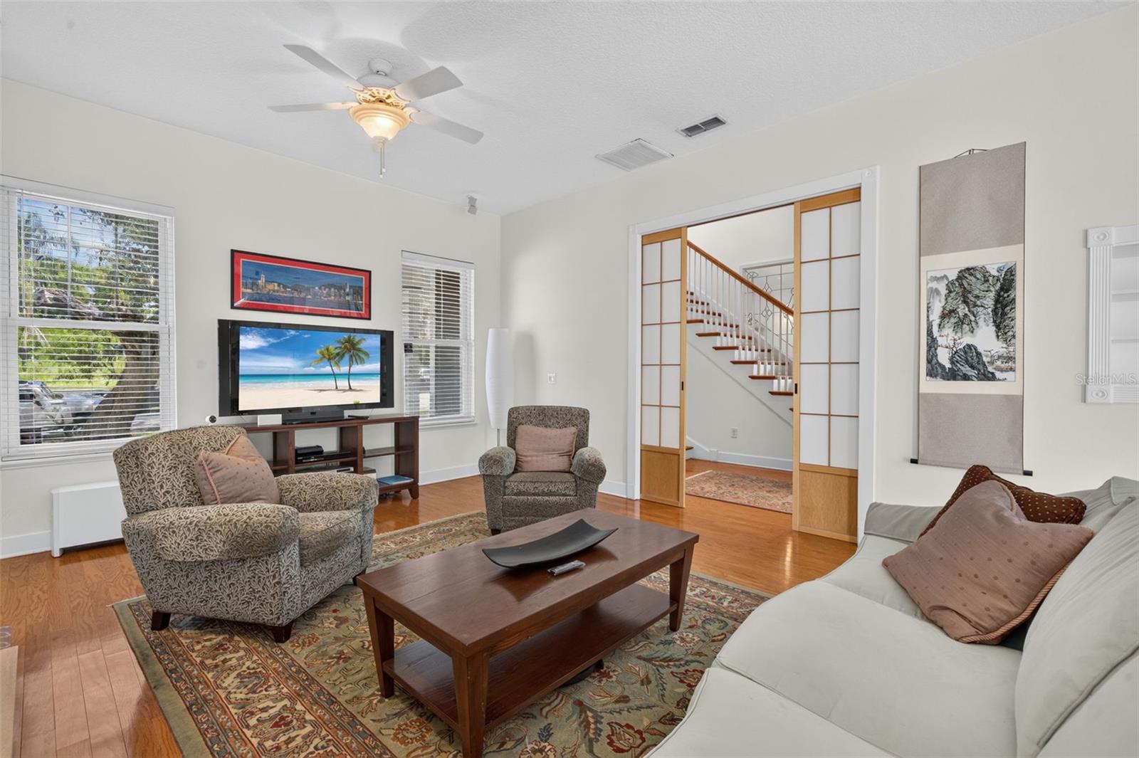 208 W ROSS AVE — photo 13