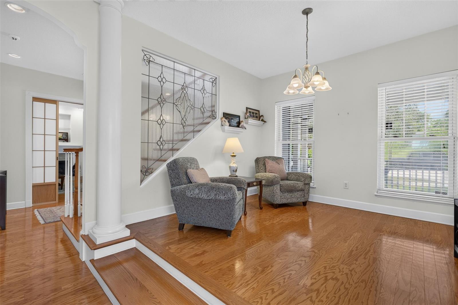 208 W ROSS AVE — photo 28