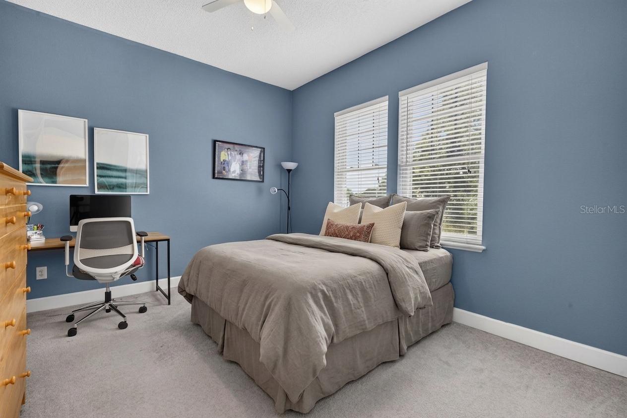 208 W ROSS AVE — photo 38