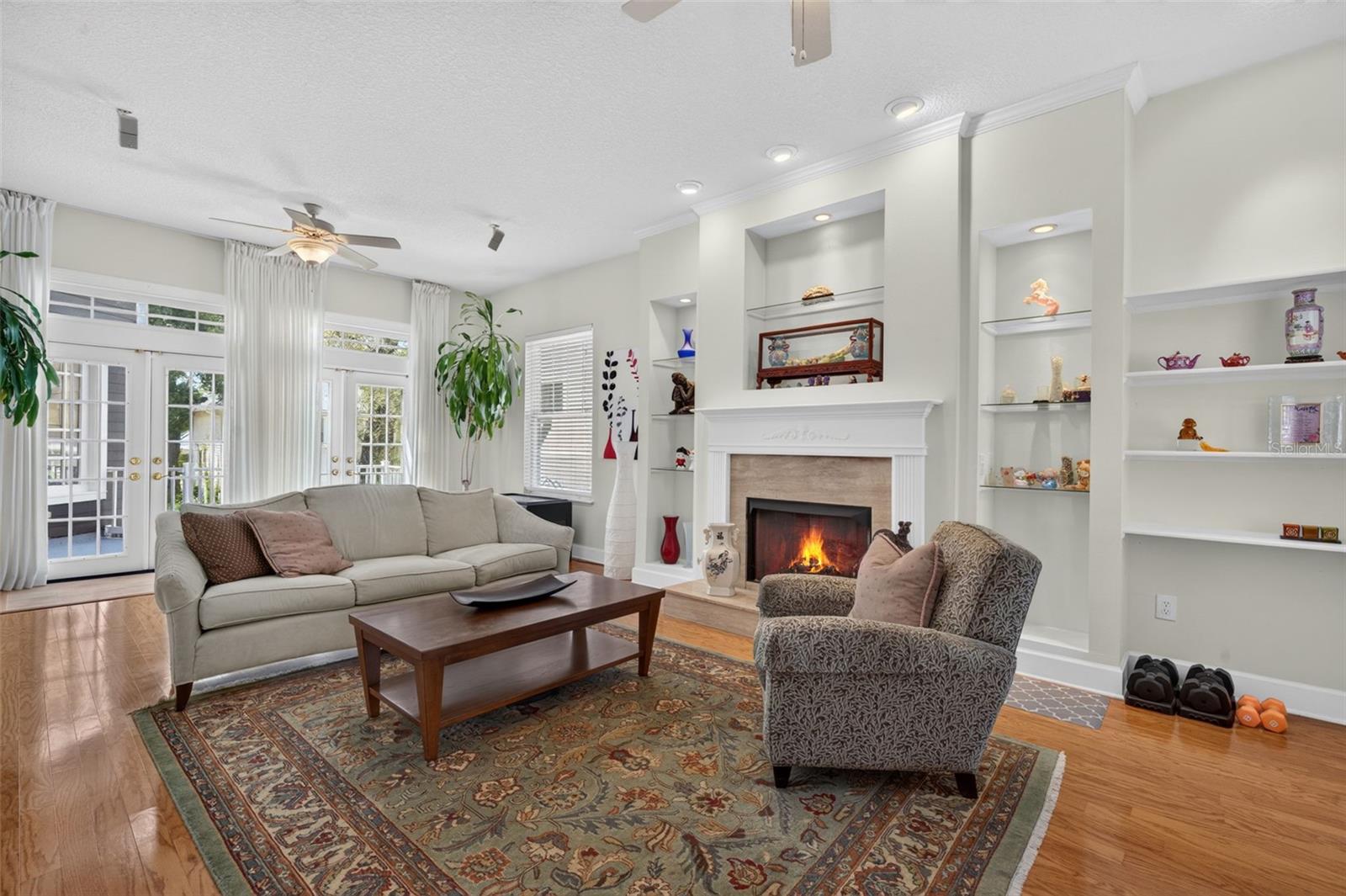 208 W ROSS AVE — photo 10