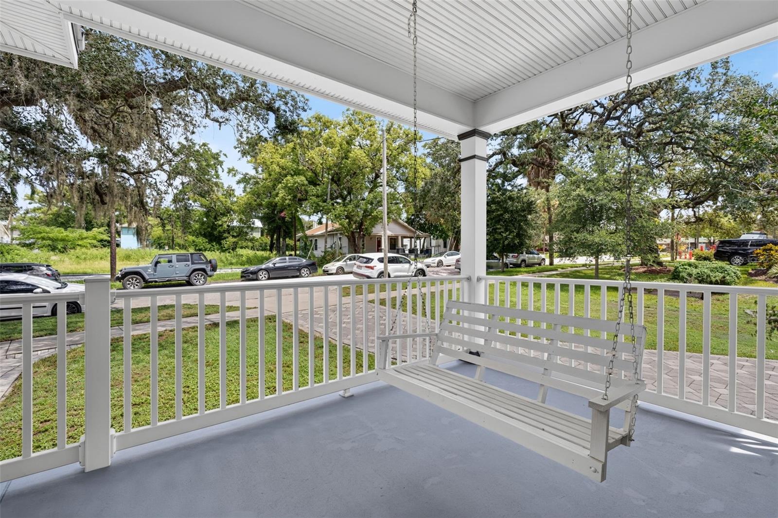 208 W ROSS AVE — photo 6