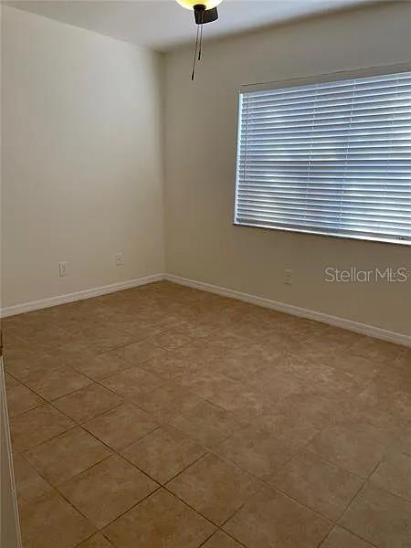 1424 CHESTERFIELD DR — photo 19