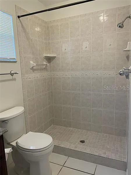 1424 CHESTERFIELD DR — photo 18