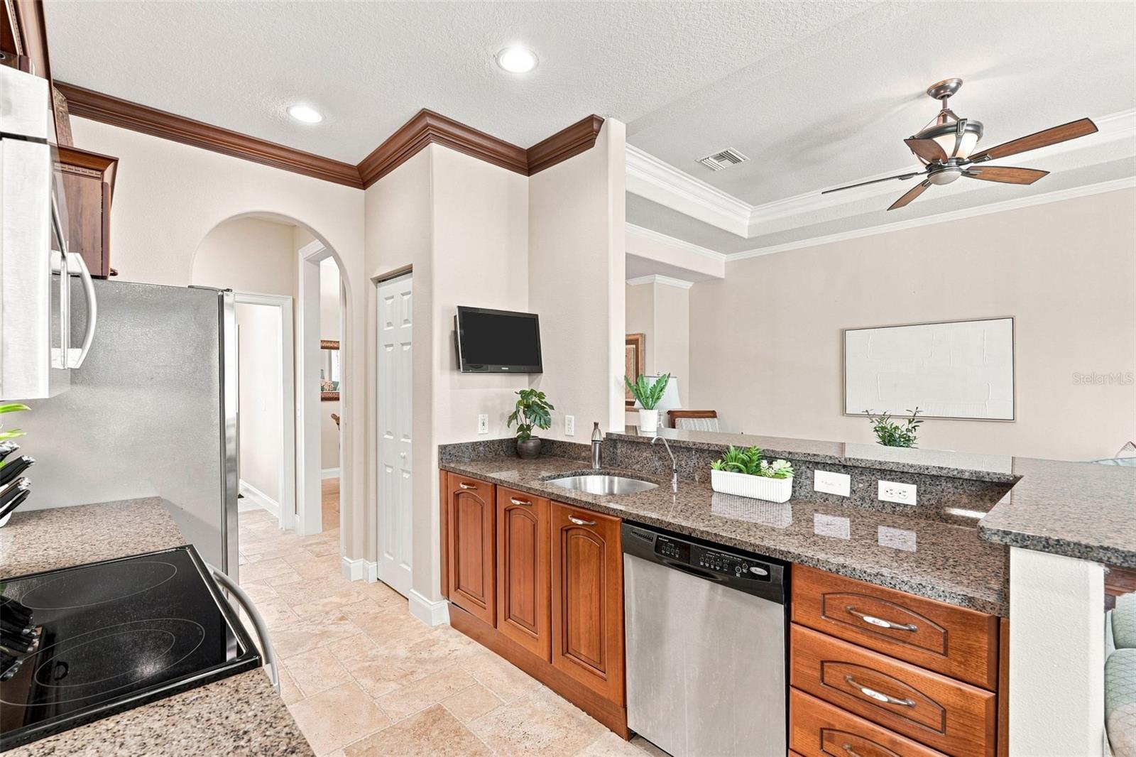 4061 CINDERELLA RD — photo 14