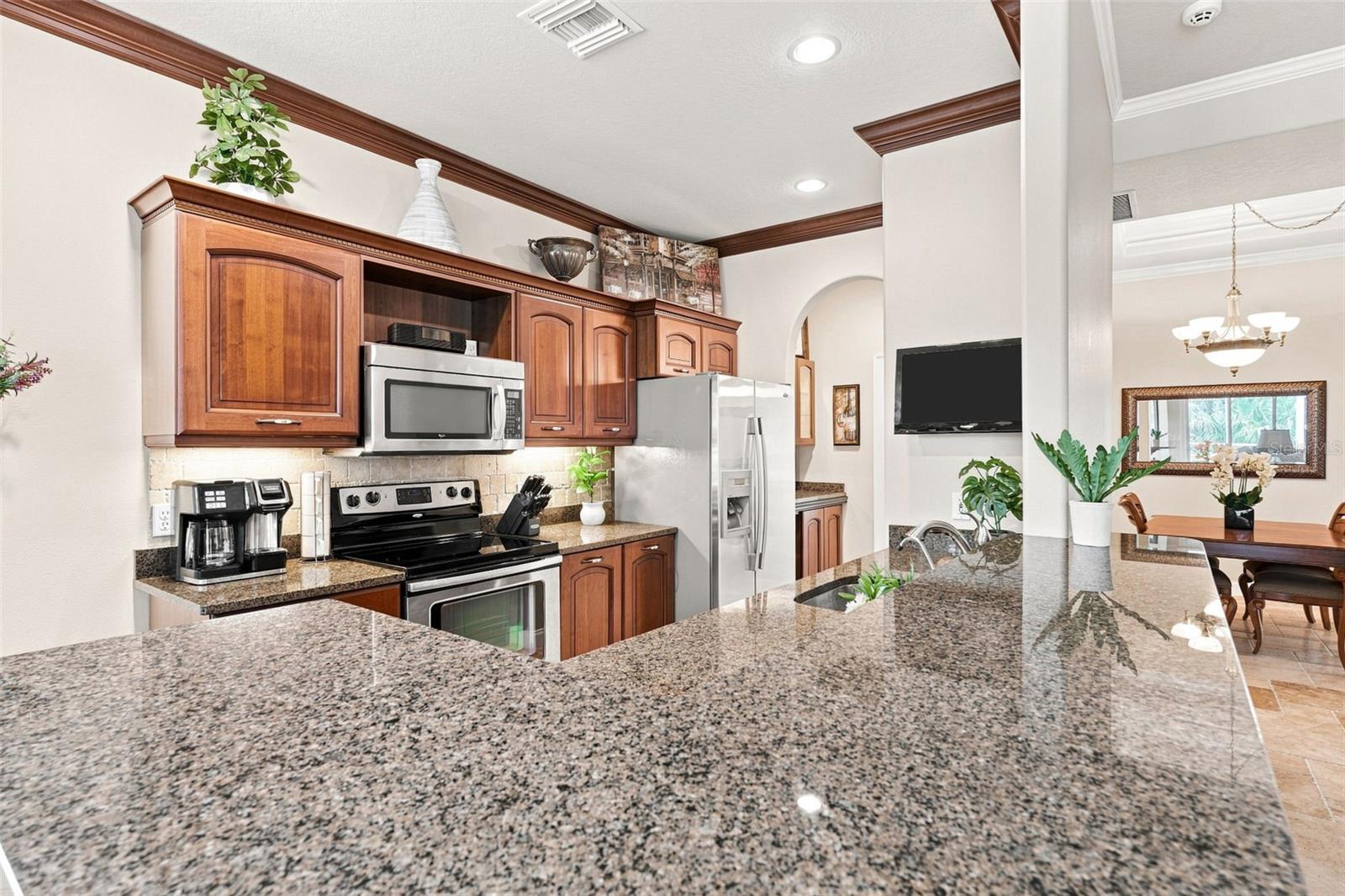 4061 CINDERELLA RD — photo 11