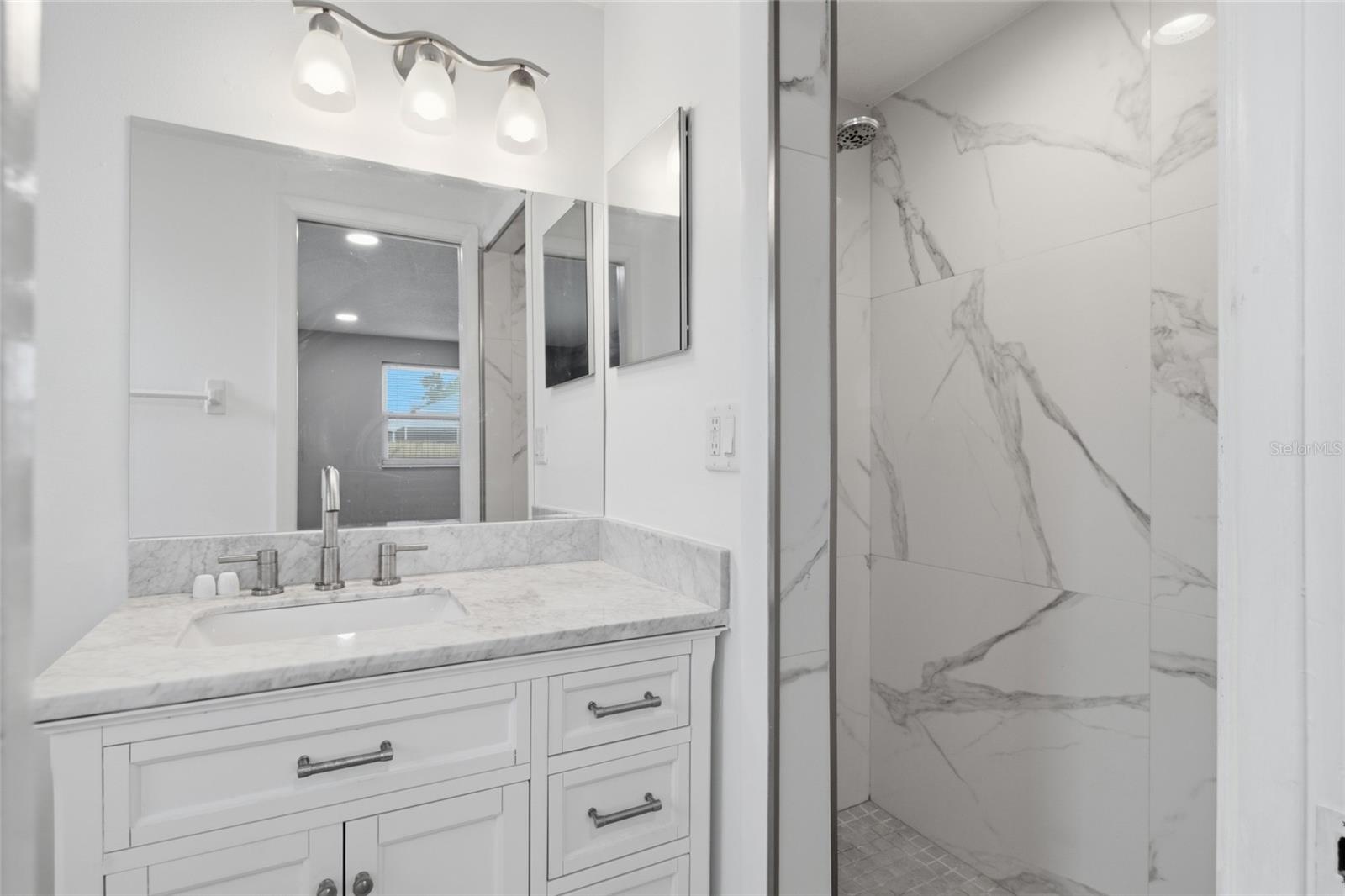 1786 COCONUT DR — photo 25