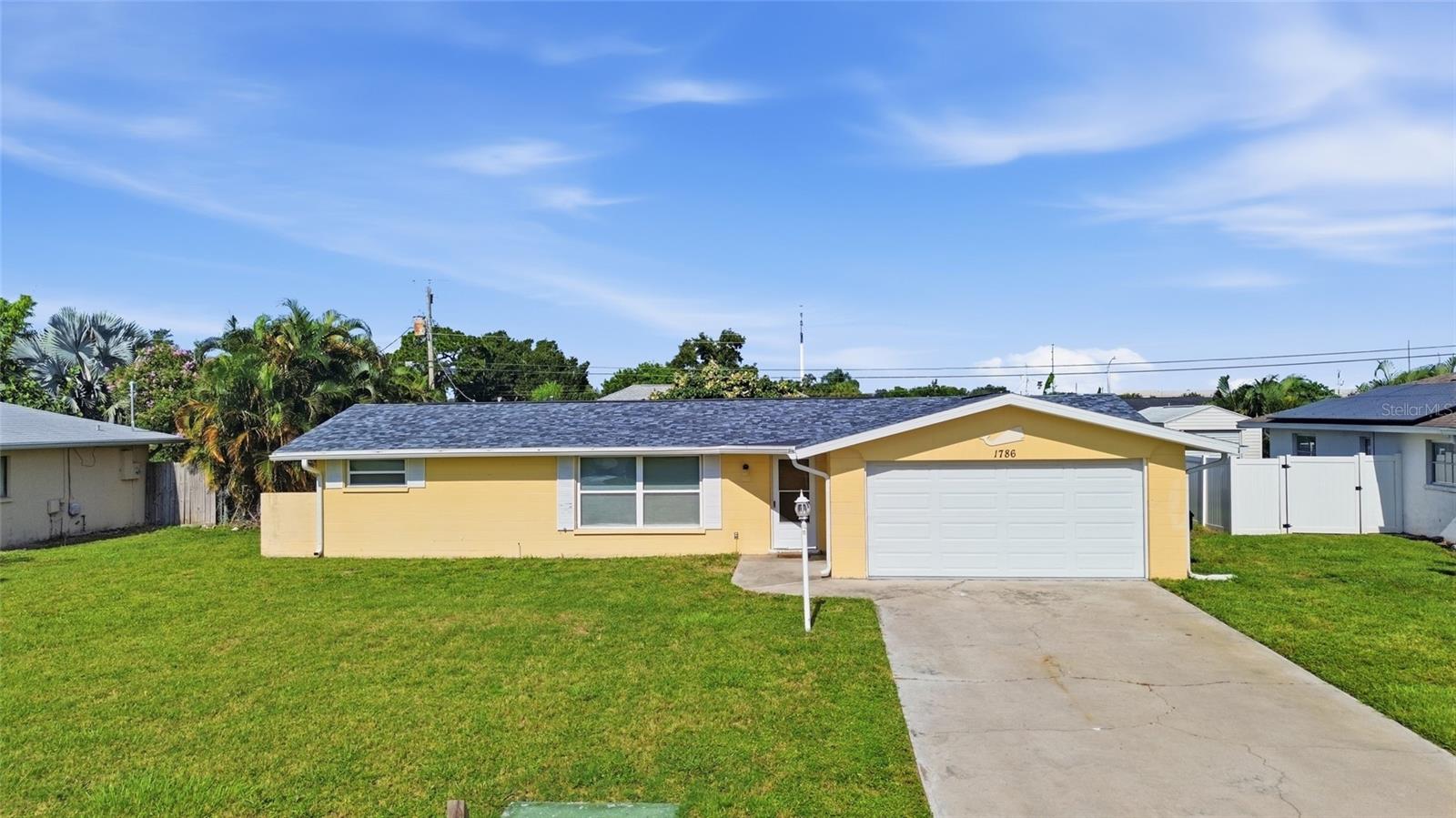1786 COCONUT DR — photo 2
