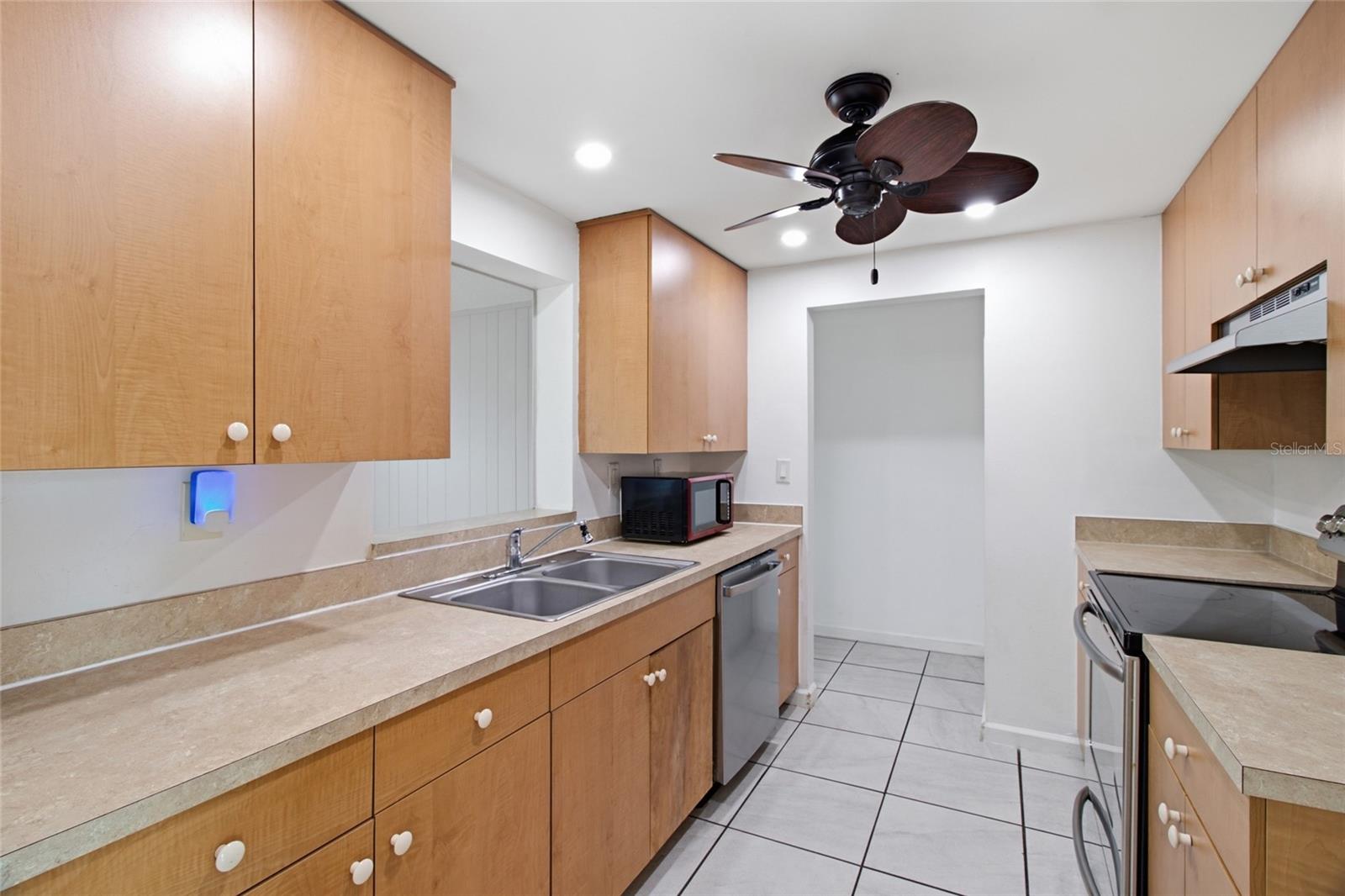 1786 COCONUT DR — photo 20