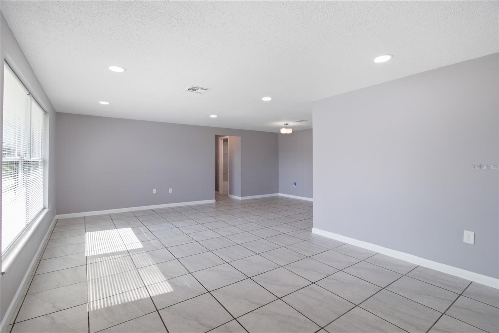 1786 COCONUT DR — photo 7