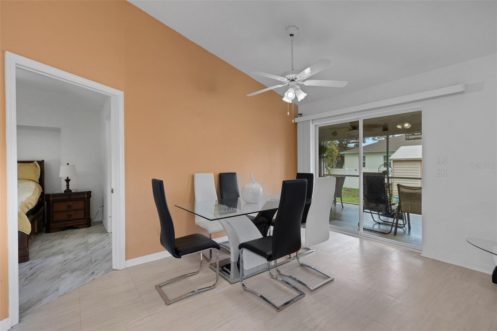 3125 ALBENGA LN — photo 15