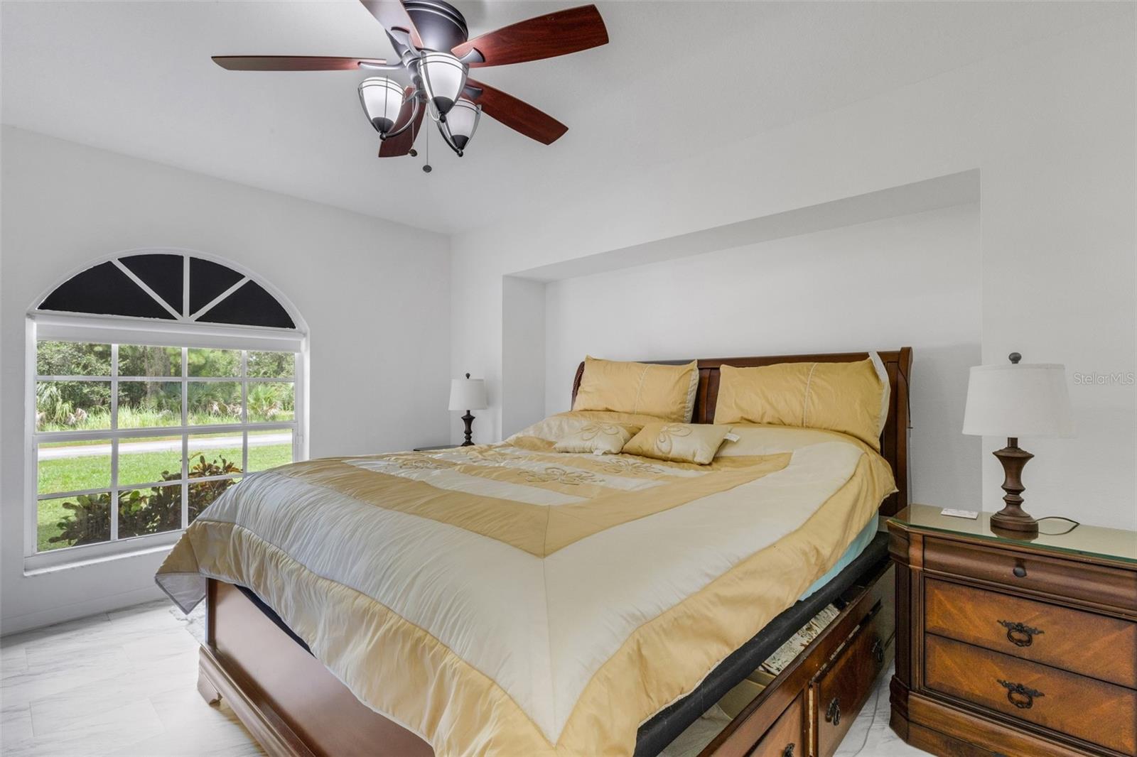 3125 ALBENGA LN — photo 16