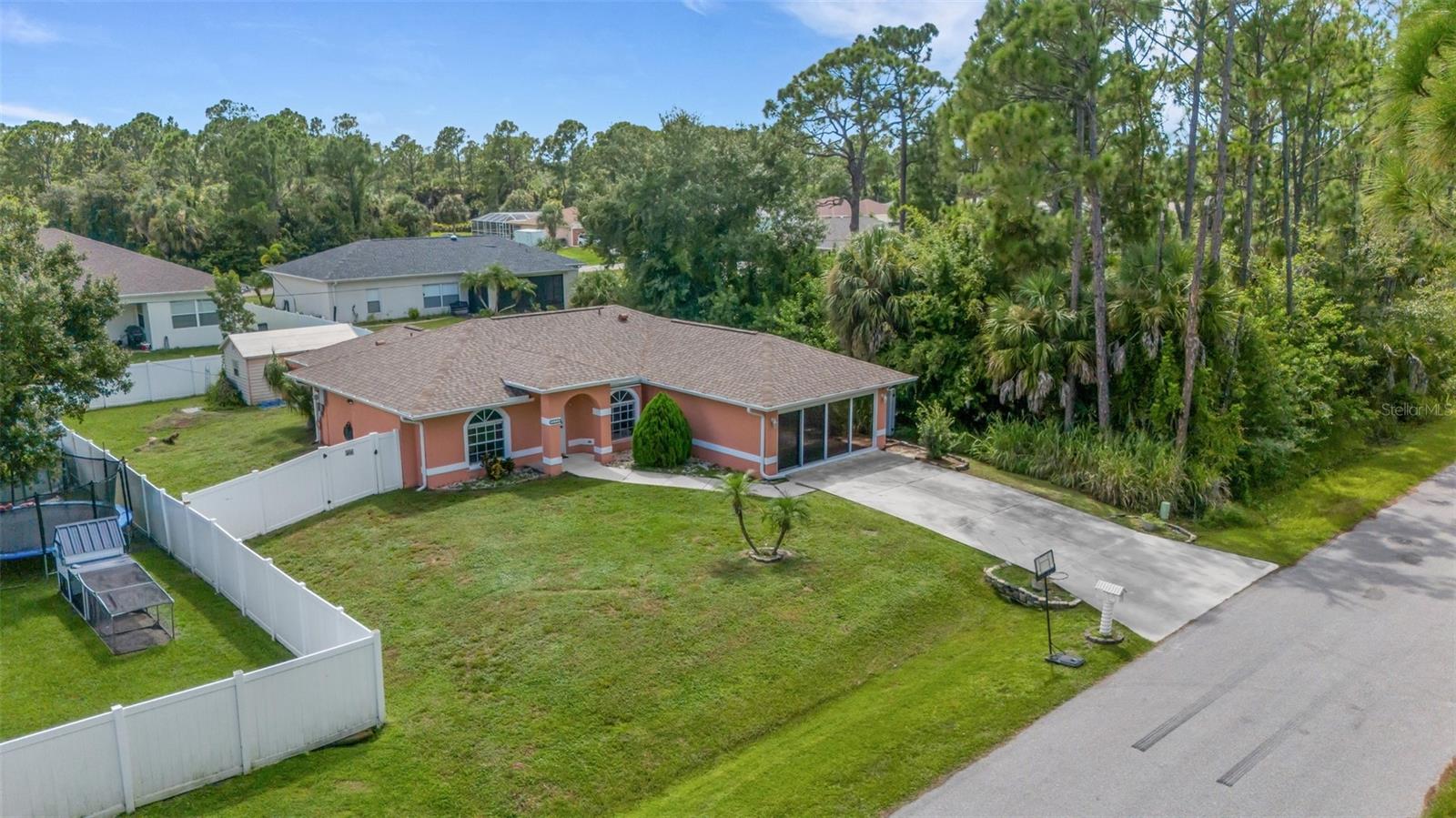 3125 ALBENGA LN — photo 35