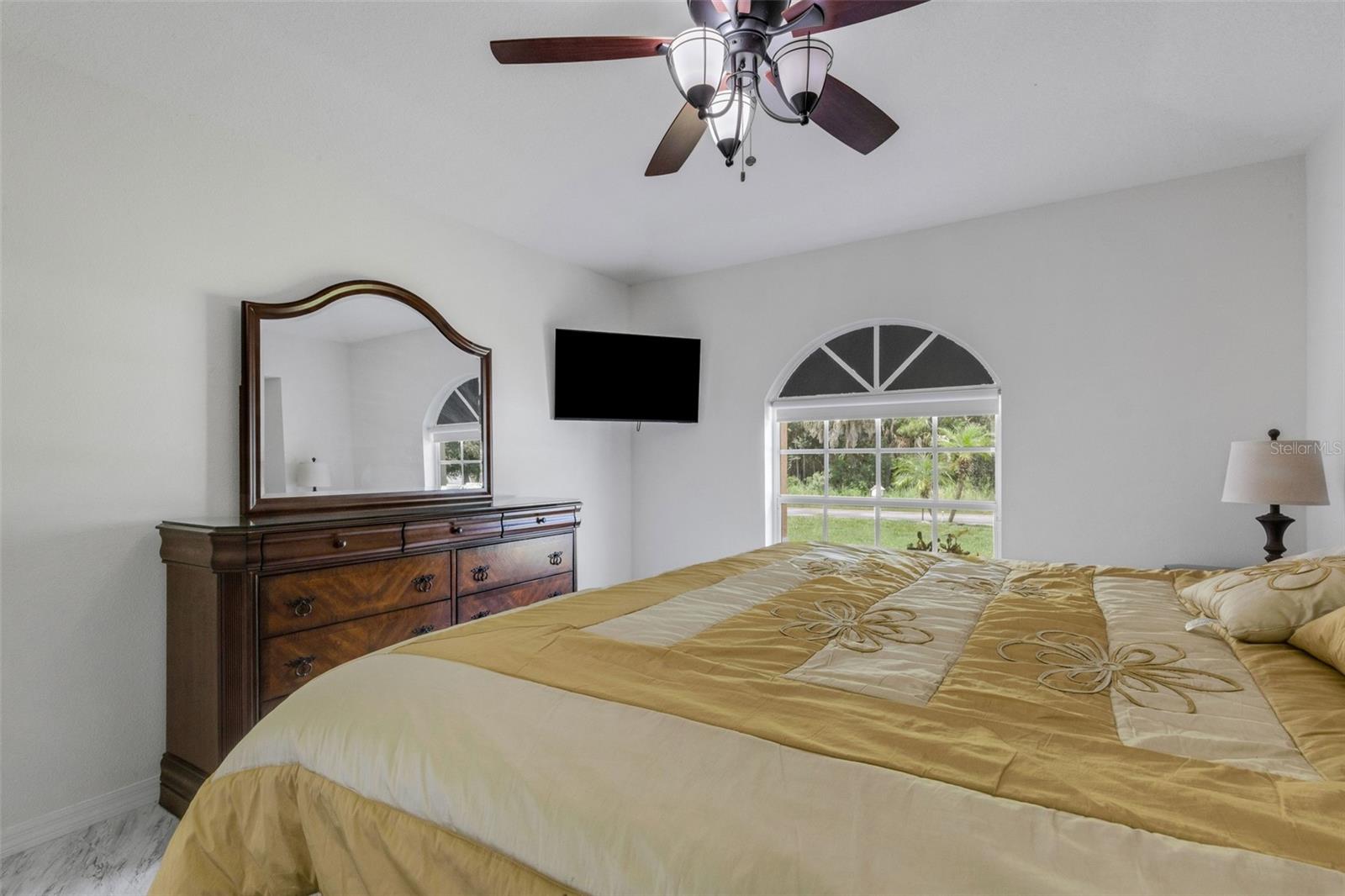 3125 ALBENGA LN — photo 18