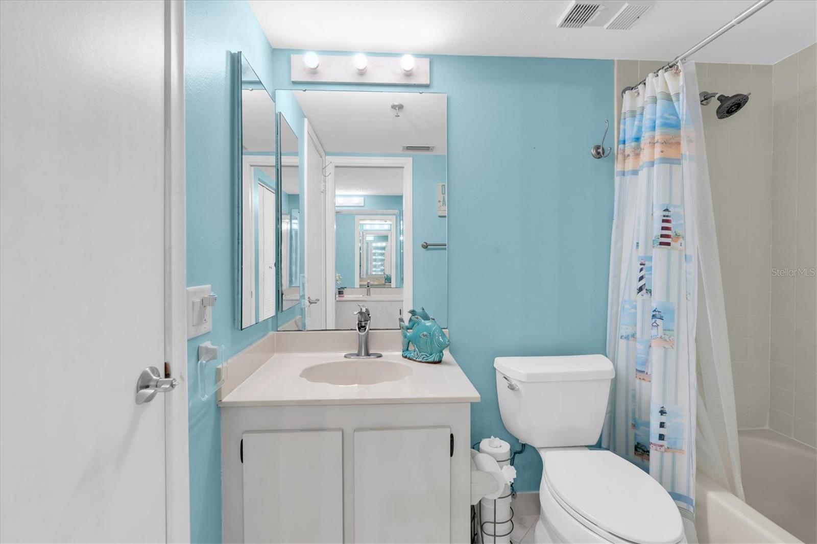 6287 BAHIA DEL MAR CIR #401 — photo 34