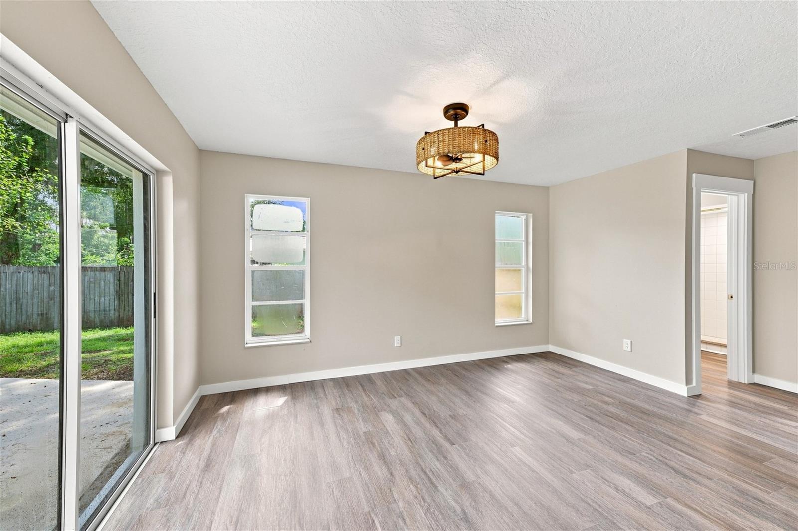 6622 GLENCOE DR — photo 25