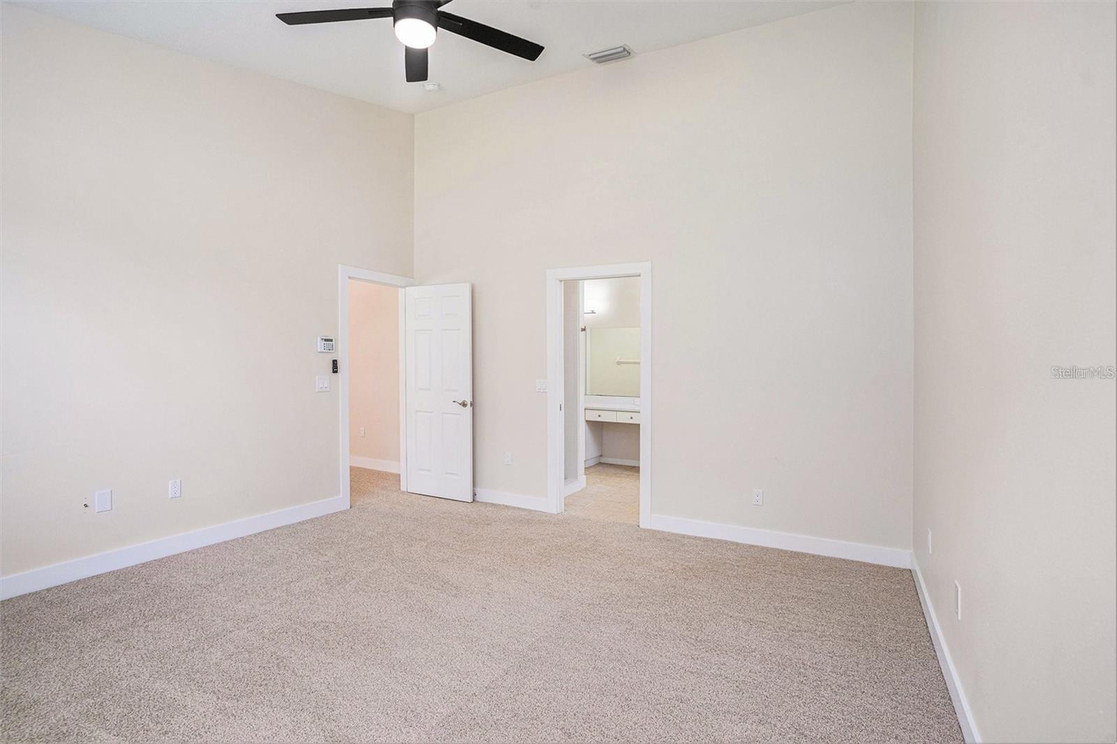 16909 FALCONRIDGE RD — photo 12