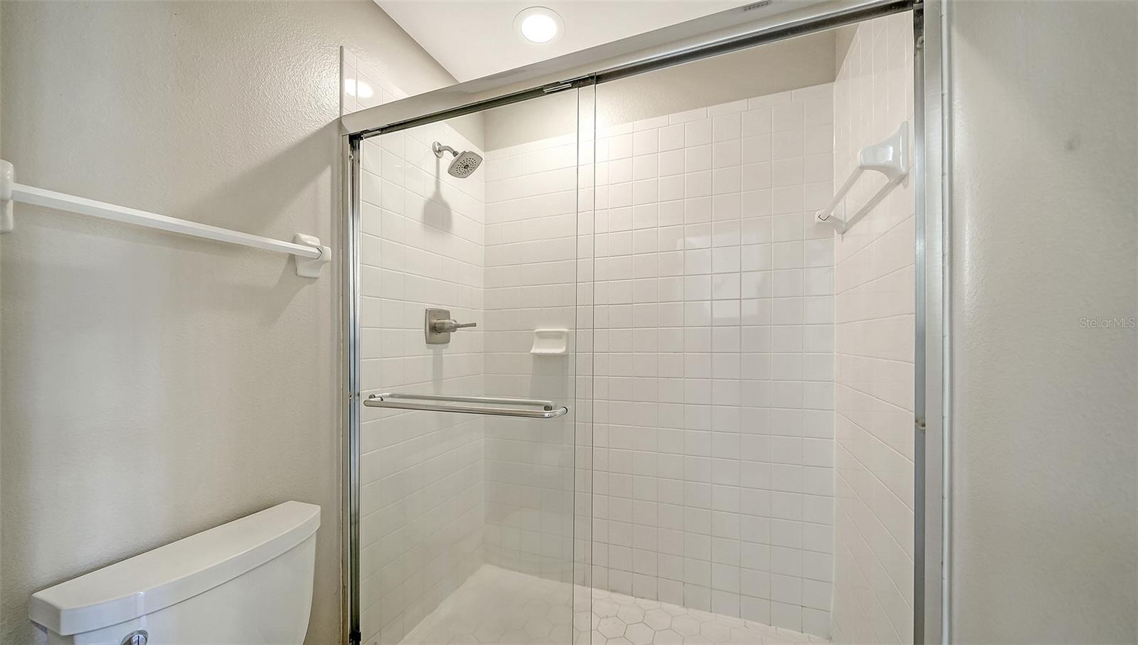 8735 OLDE HICKORY AVE #8105 — photo 15
