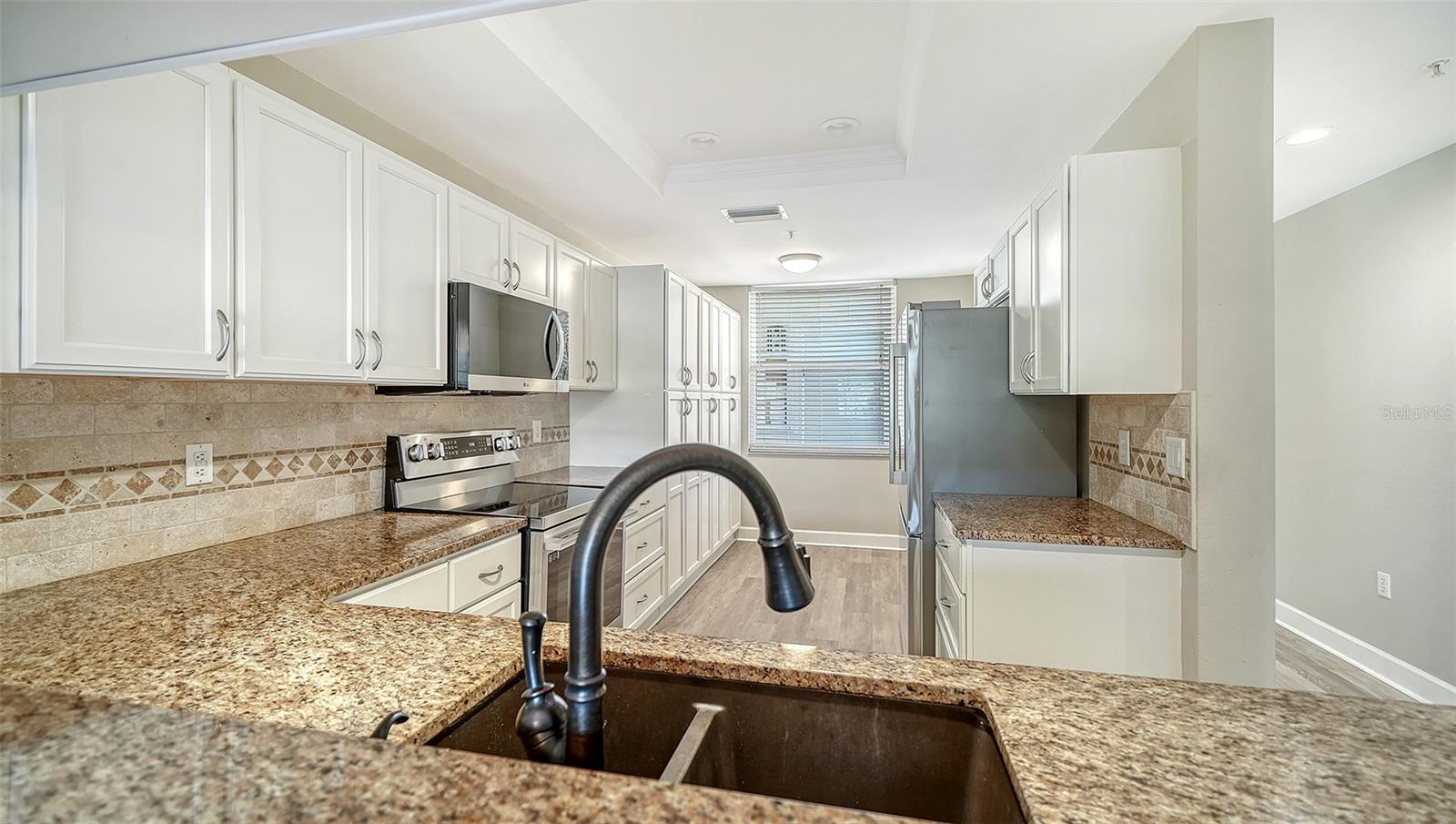 8735 OLDE HICKORY AVE #8105 — photo 9
