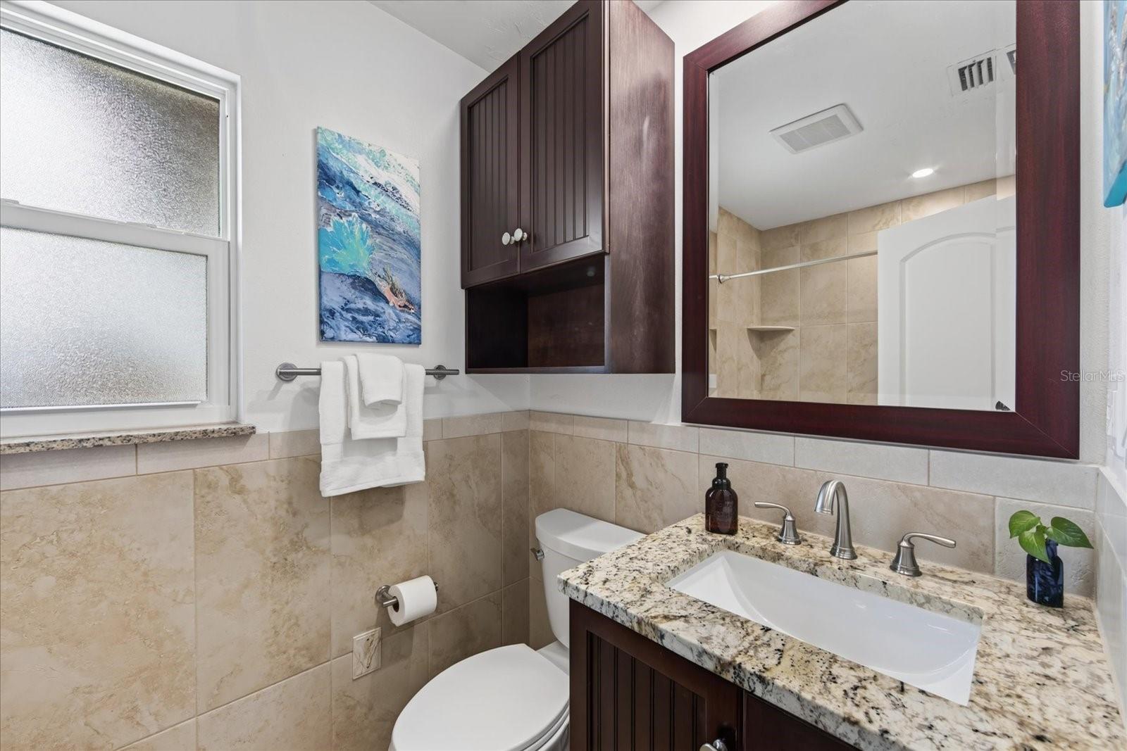 2350 LOMA LINDA ST — photo 32