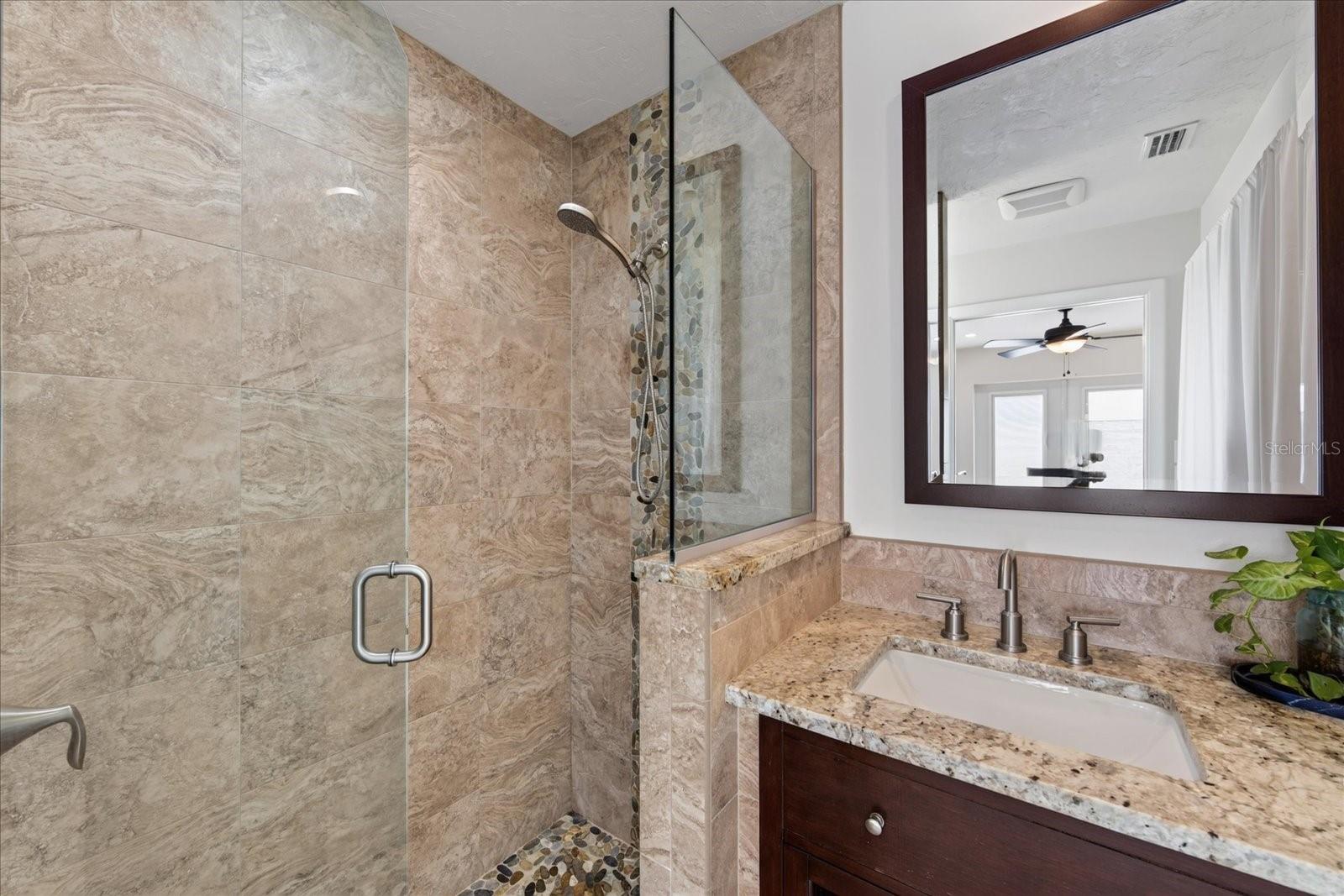 2350 LOMA LINDA ST — photo 36